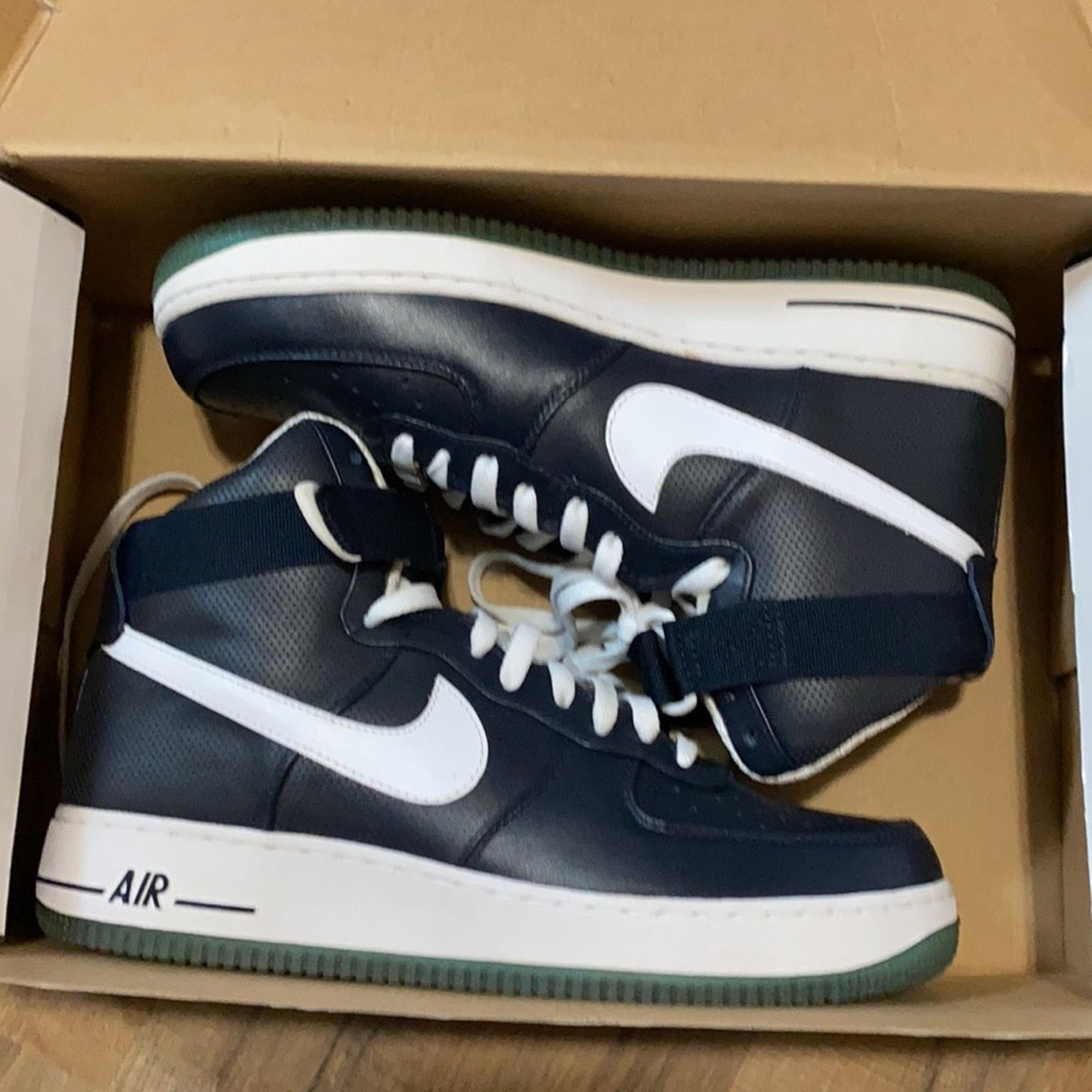 Nike 2010 Nike Air Force 1 Yankees futura Size US 10 / EU 43 - 11 Thumbnail
