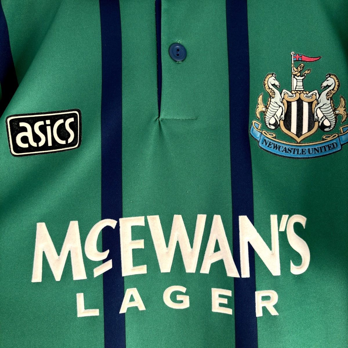 Asics × Vintage 1993 1995 Newcastle United ASICS Vintage Third Soccer Jersey Size US S / EU 44-46 / 1 - 3 Thumbnail