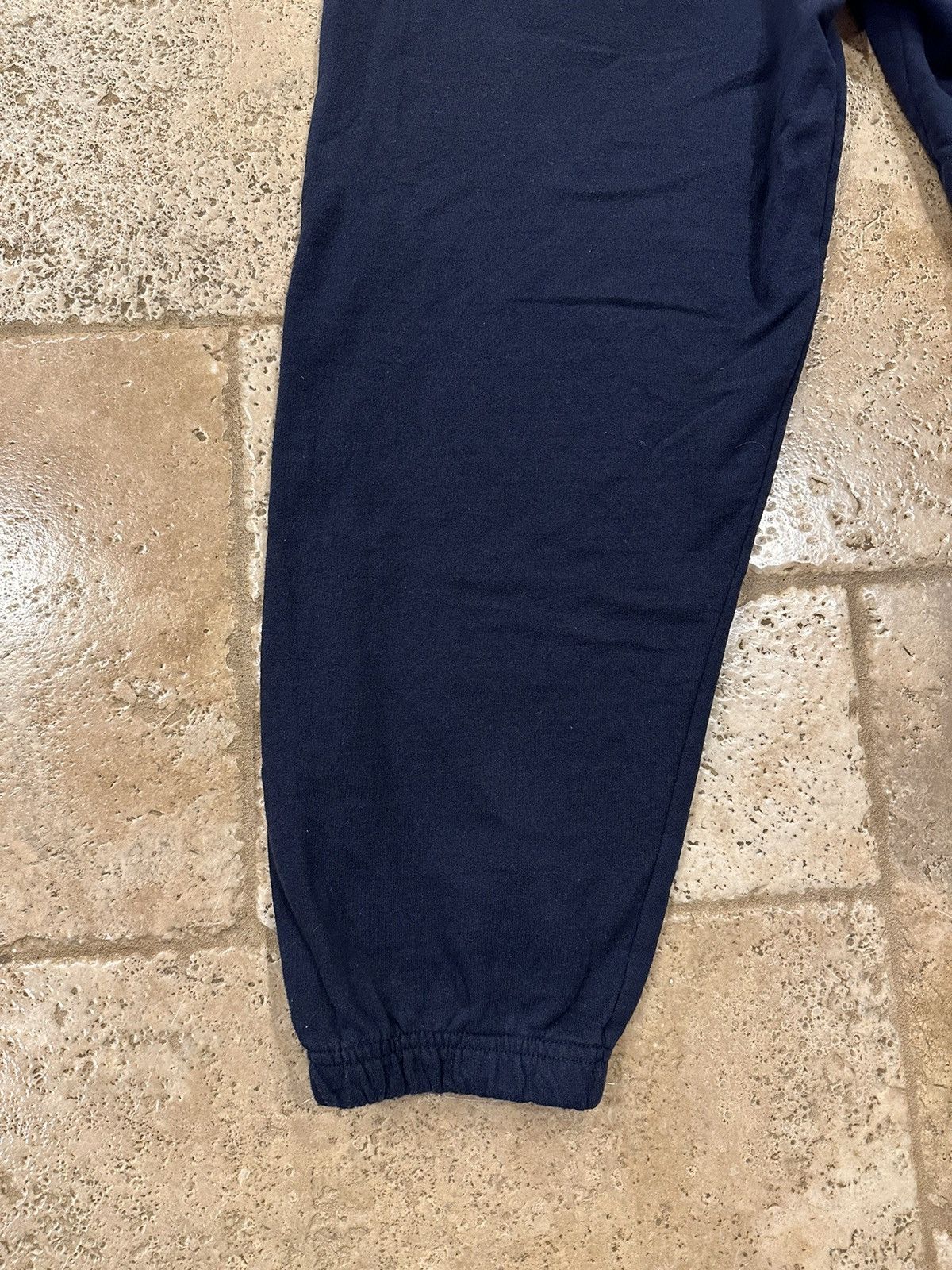 Marvel Comics × Universal Studios × Vintage Vintage Marvel Spiderman Web Navy Sweatpant Joggers Size US 34 / EU 50 - 6 Thumbnail