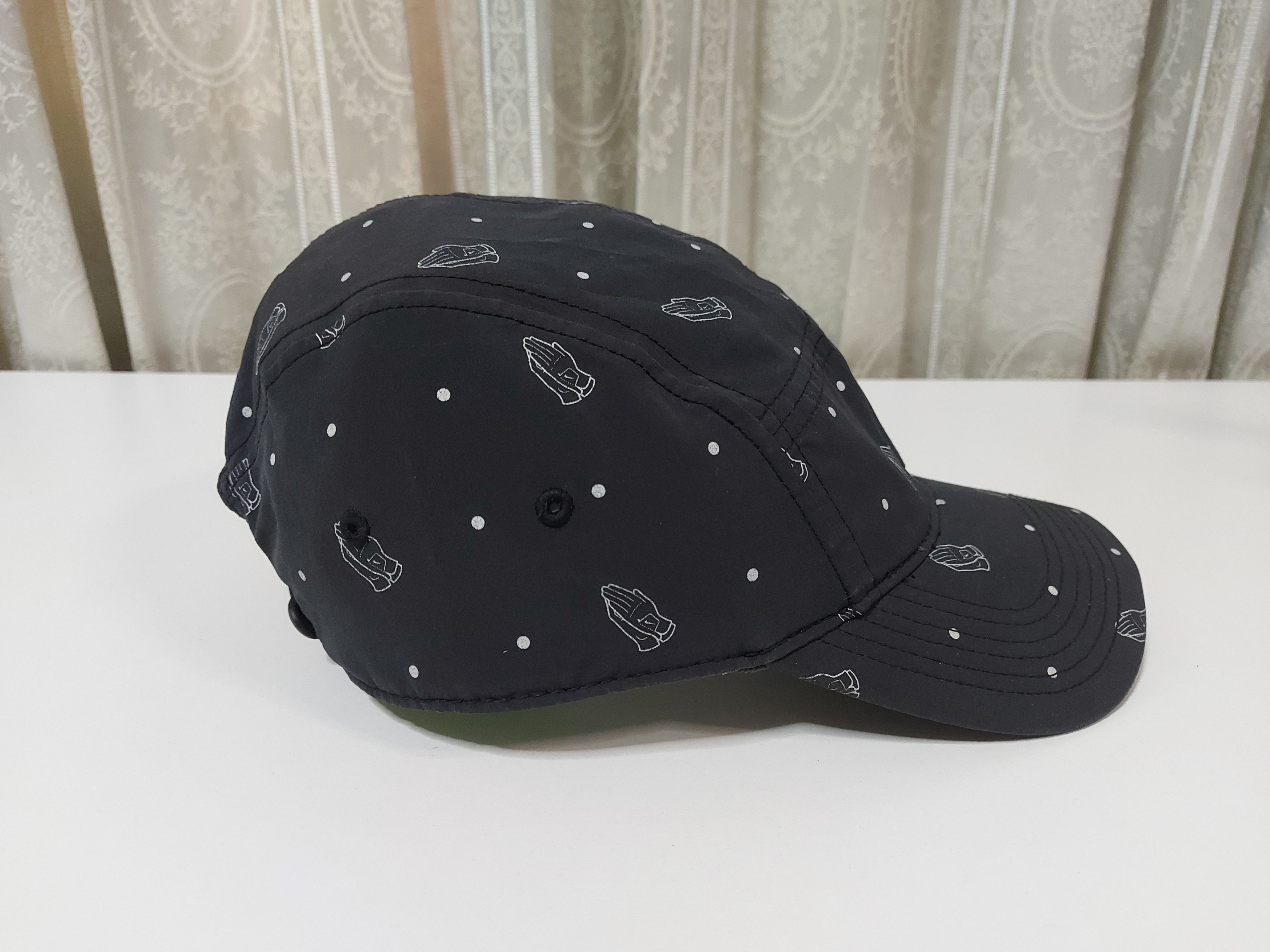 Drake × Golf Wang × Nike Golf Wang x Drake x Nike Praying Hand Starpback 5 Panel Size ONE SIZE - 5 Thumbnail