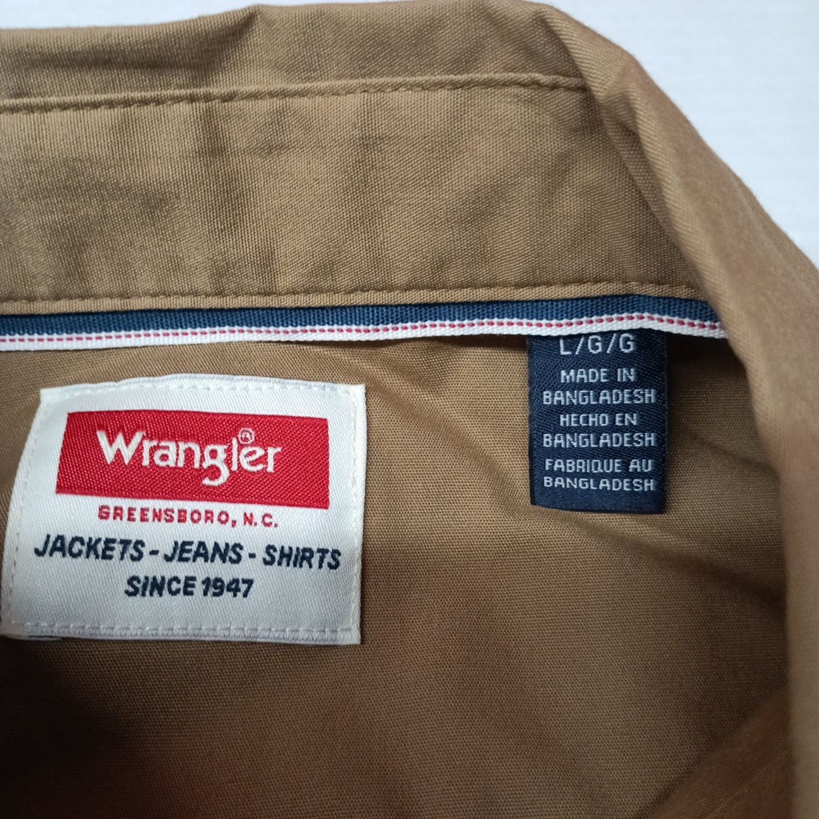 Wrangler Wrangler Big Men's Relaxed Fit Woven Shirt Size L Brown Size US L / EU 52-54 / 3 - 5 Thumbnail