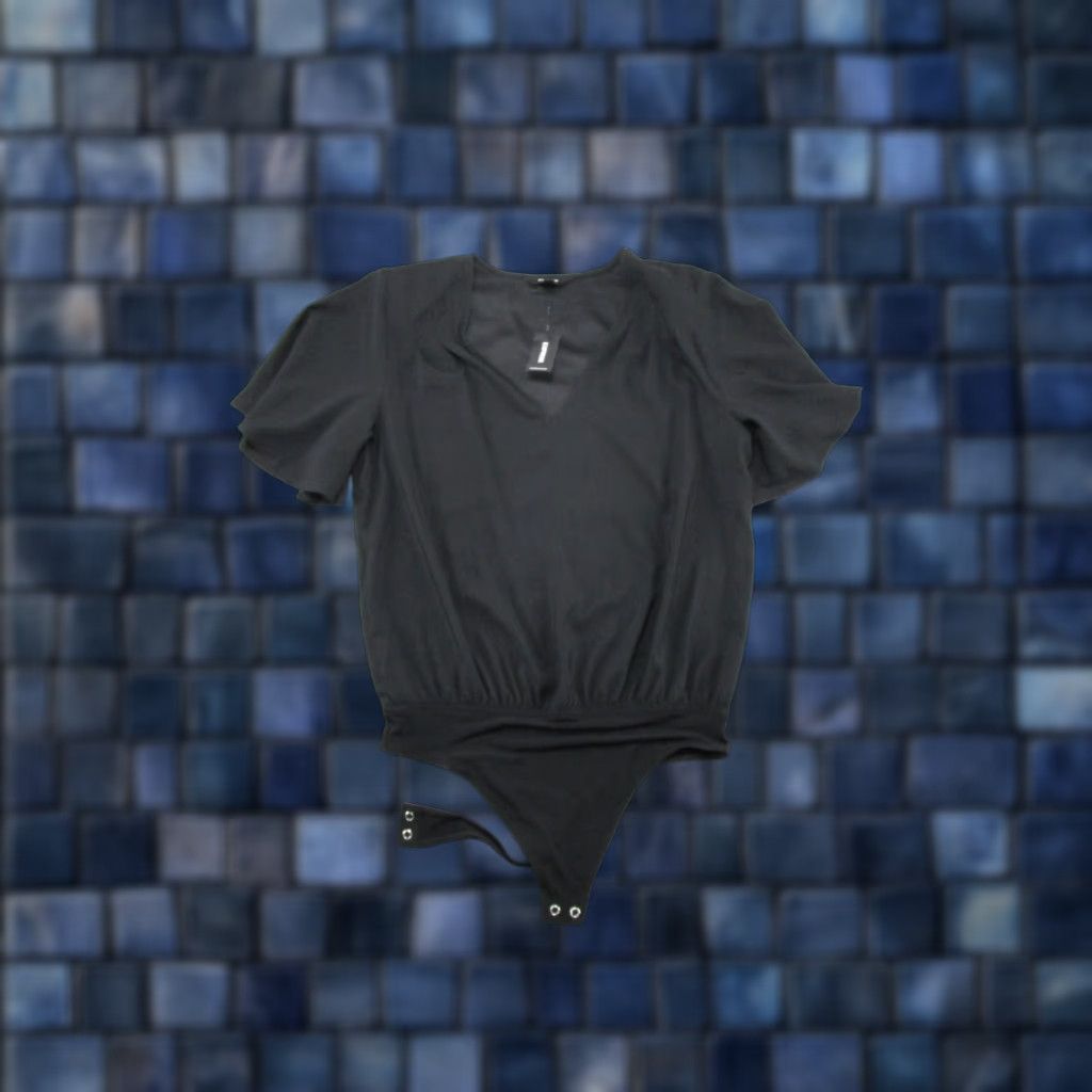 Express Express Blouse Shirt Womens Crotch Snap Short Sleeve Size M Black Preppy NEW Size M / US 6-8 / IT 42-44 - 1 Thumbnail