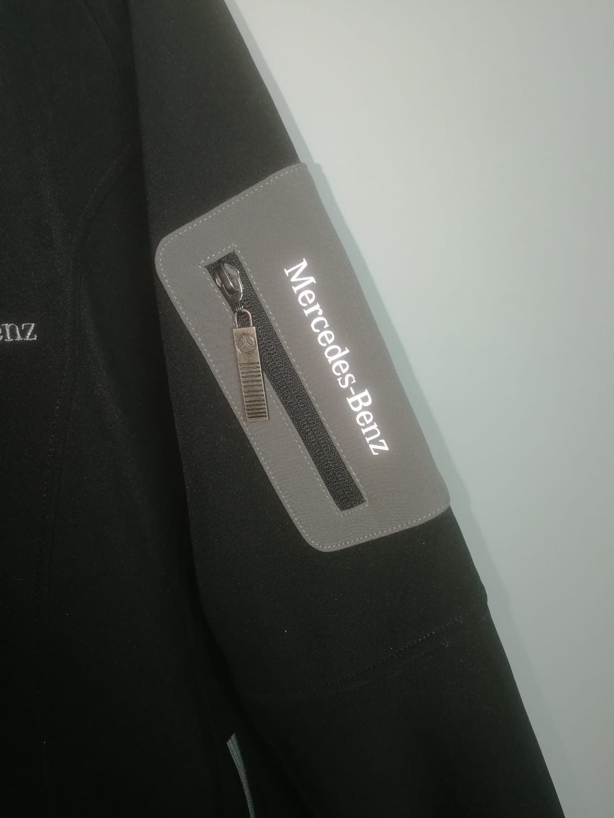 Mercedes-Benz Mercedes Benz softshell jacket Black racing y2k vintage Size US XL / EU 56 / 4 - 3 Thumbnail