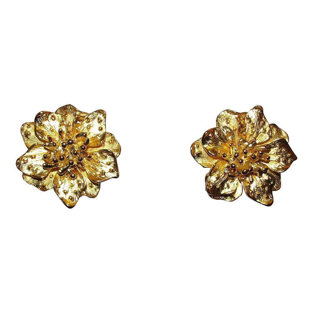 Designer Kenneth Jay Lane Gold Plated Flower Earrings Size ONE SIZE - 1 Thumbnail