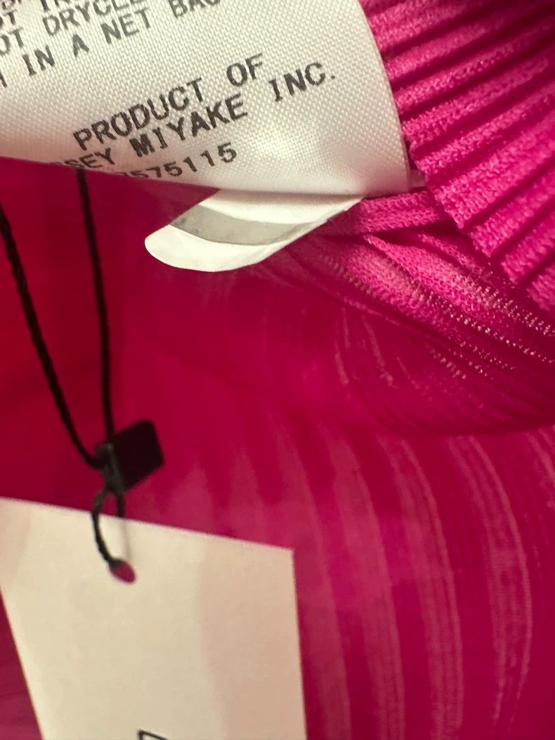 Issey Miyake Issey Miyake size:3 Hot pink pleated long-sleeved shirt Size M / US 6-8 / IT 42-44 - 6 Thumbnail