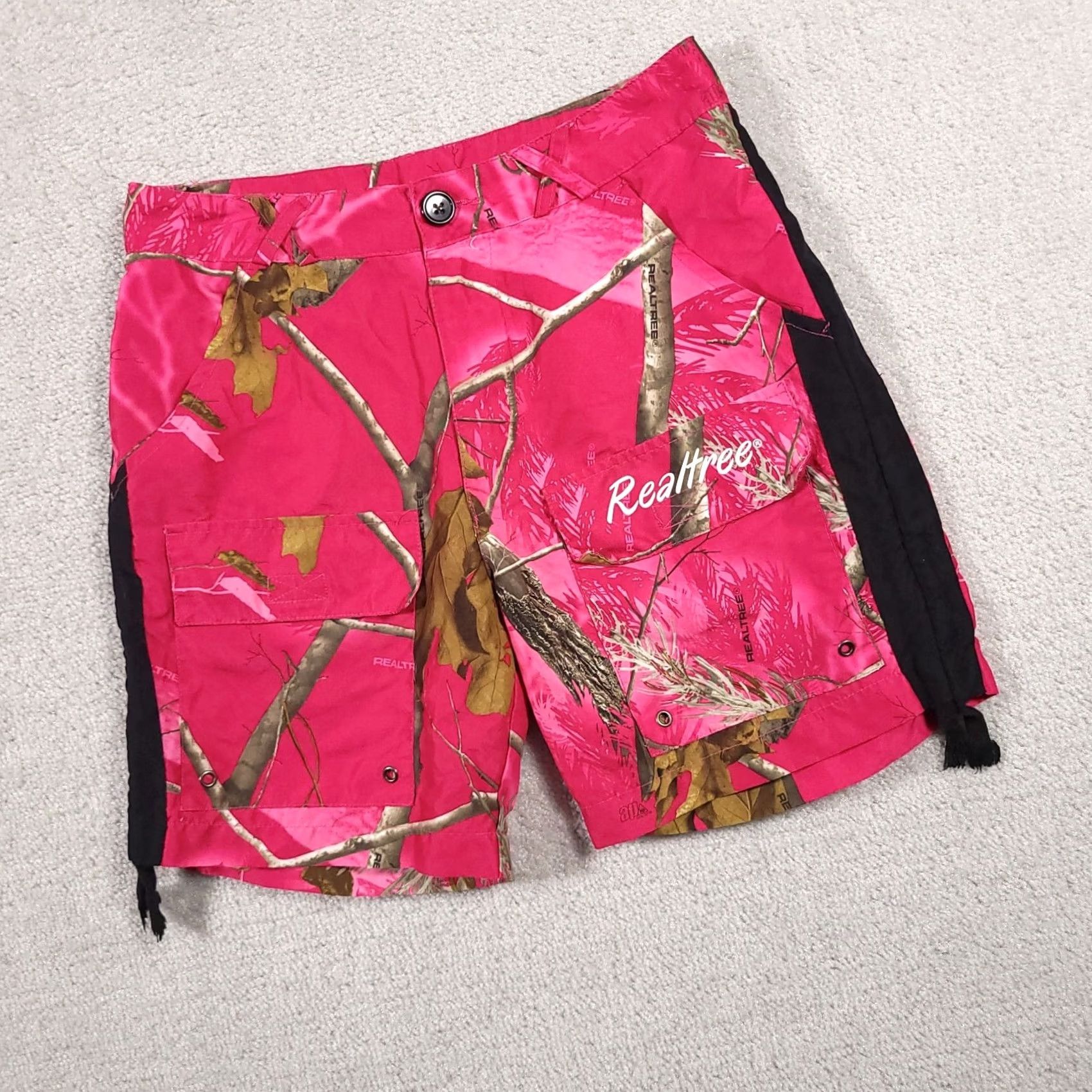 Realtree VINTAGE RealTree APC Camo Shorts Women’s Medium Pink Cargo Pocket Outdoors Moisture Wicking Size 32" / US 10 / IT 46 - 2 Thumbnail