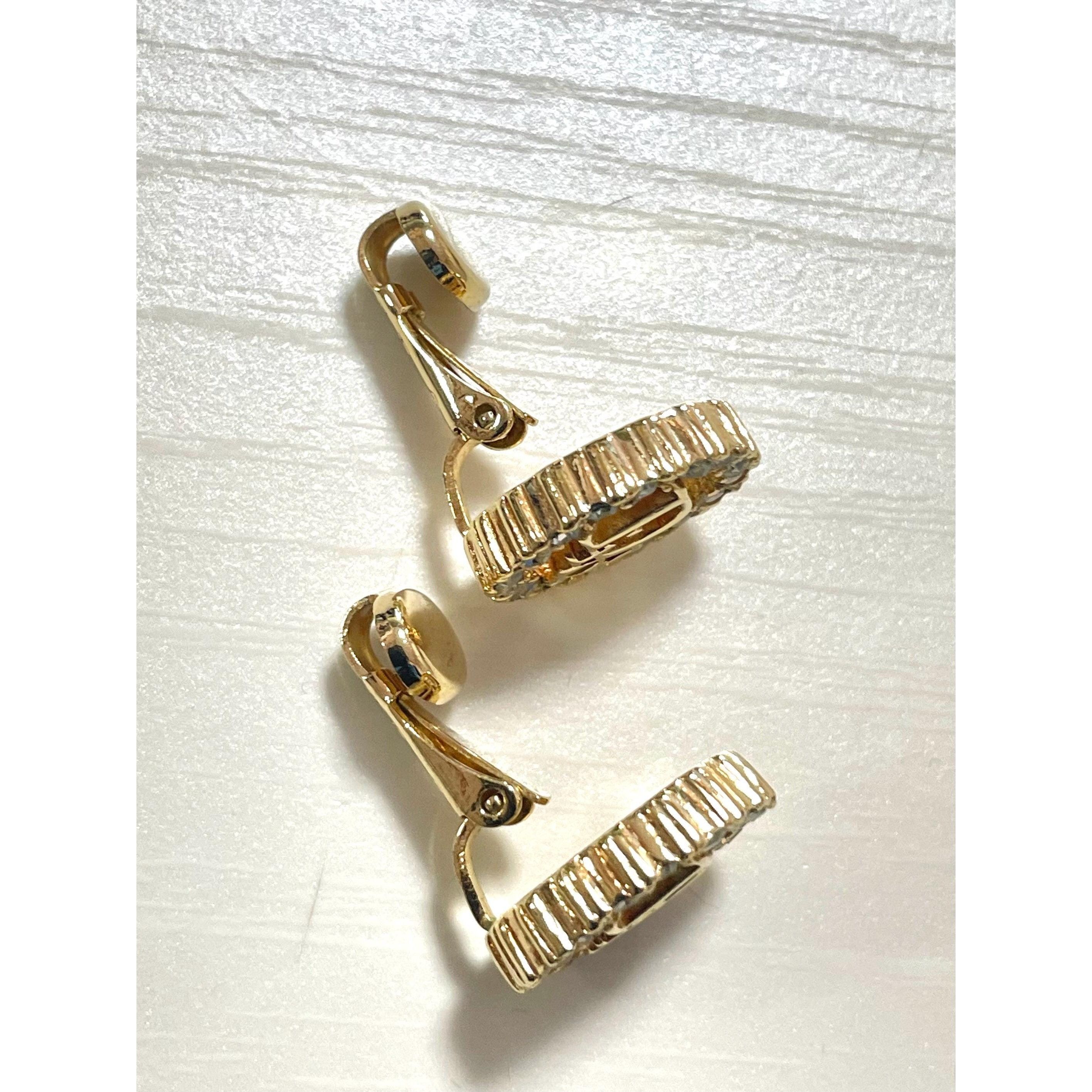 Dior Vintage Christian Dior earrings with rhinestone crystals. Size ONE SIZE - 9 Thumbnail
