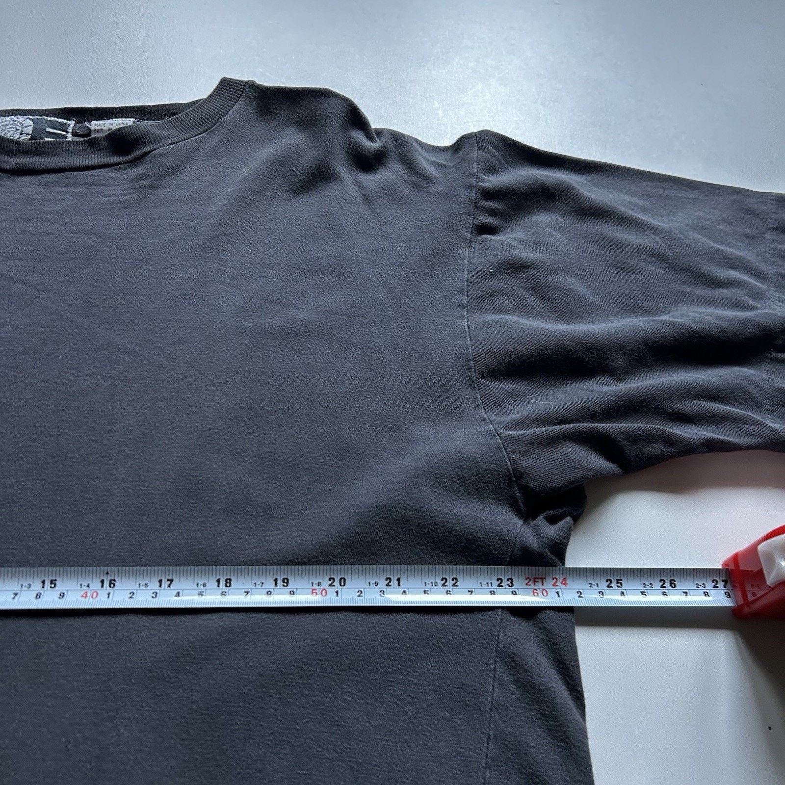 Vintage Vintage 90s Sun Faded Black Blank T Shirt XXL Single Stitch Size US XXL / EU 58 / 5 - 5 Thumbnail