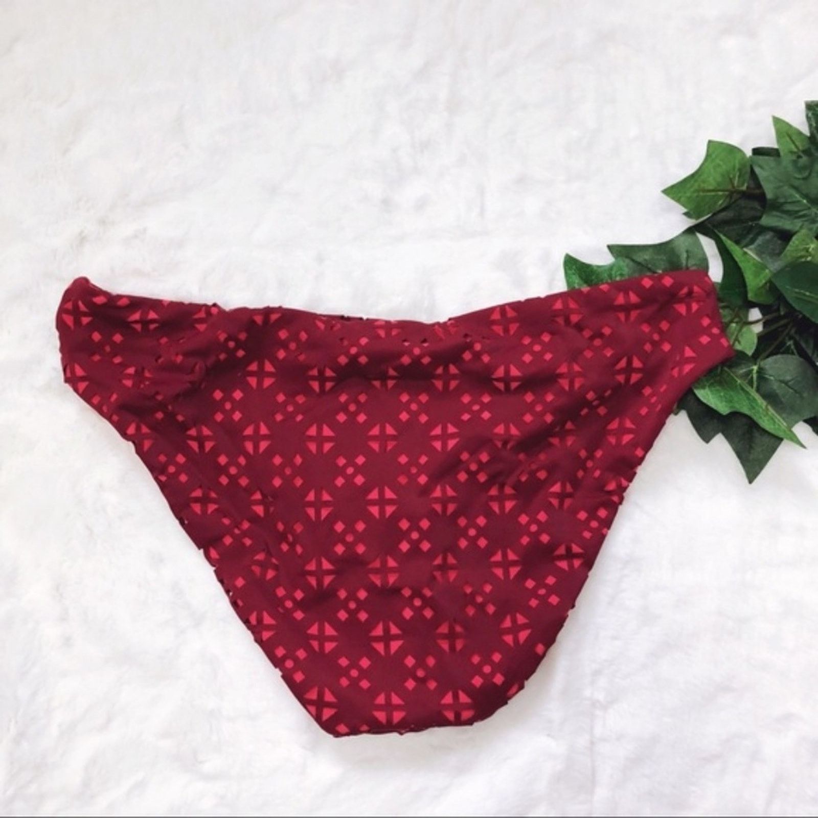 Loft LOFT Red Beach Perforated Hipster Bikini Bottom Size 28" / US 6 / IT 42 - 4 Thumbnail