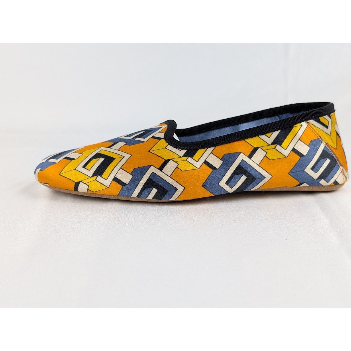 Gucci o1rshd1 Silk Printed Loafers in Multicolor Size US 7 / IT 37 - 2 Thumbnail