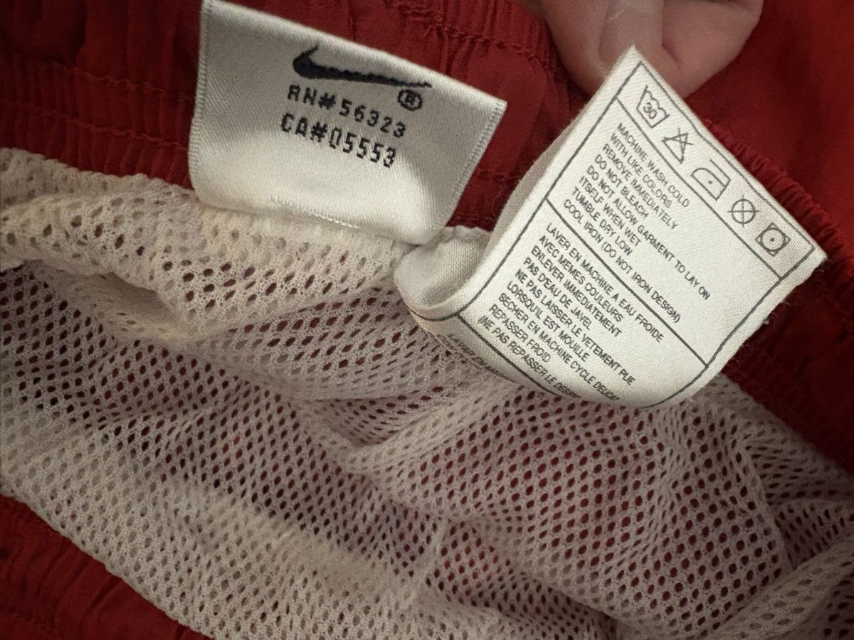Nike Nike Vintage Nylon shorts Size US 32 / EU 48 - 5 Thumbnail