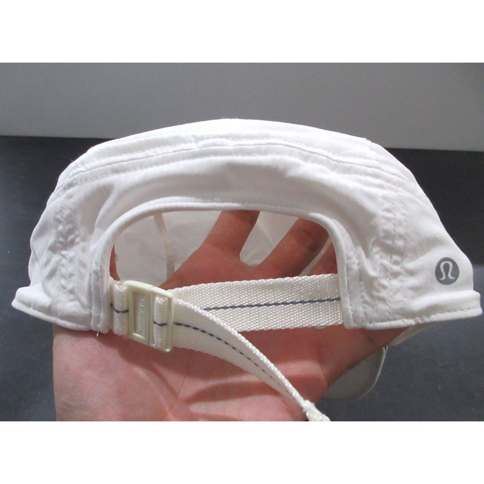 Lululemon Women\'s White Baseball Hat Cap Buckle Strapback Running Gym‎ Tennis The Game Days Snapback | Men main image 4