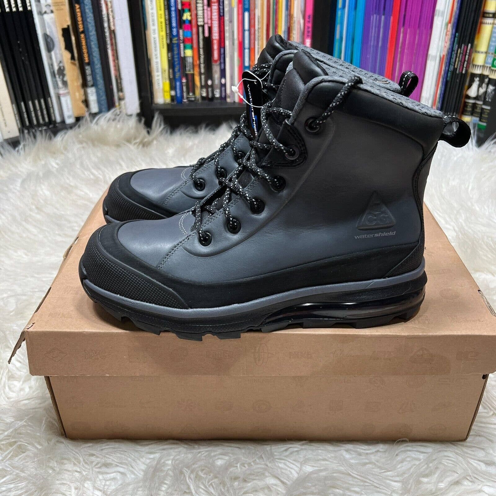 image of Nike Acg Conquer Boots Size 9.5 Watershield Nike Boots 2011 in Grey, Men's