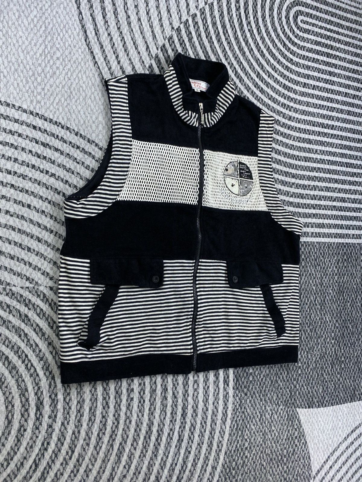Japanese Brand Vintage Monterey & Camel Retro Style Zipper Vest Size US M / EU 48-50 / 2 - 3 Thumbnail