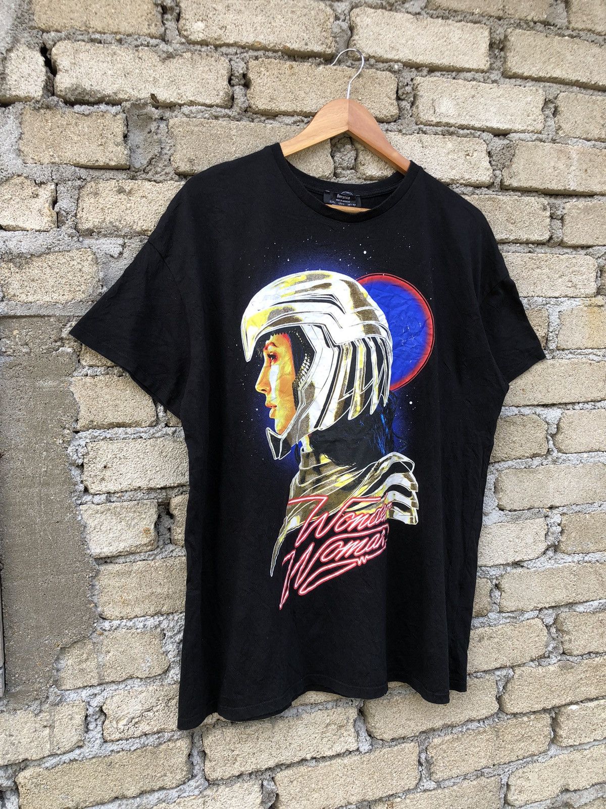 Bershka × Marvel Comics × Vintage Bershka X Wonder Women 1984 Tee Size L / US 10 / IT 46 - 6 Thumbnail