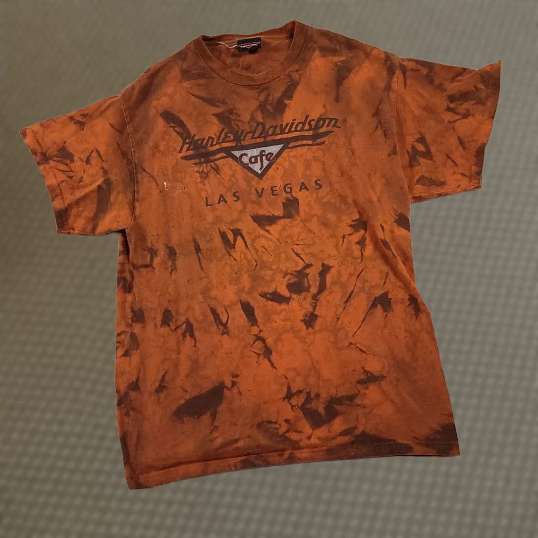 Harley Davidson VINTAGE Harley-Davidson T-Shirt Mens Large Orange Tie Dye Las Vegas Cafe Motorcycle Graphic Print Crew Neck Short Sleeve Logo 90s Mens Size US L / EU 52-54 / 3 - 1 Thumbnail