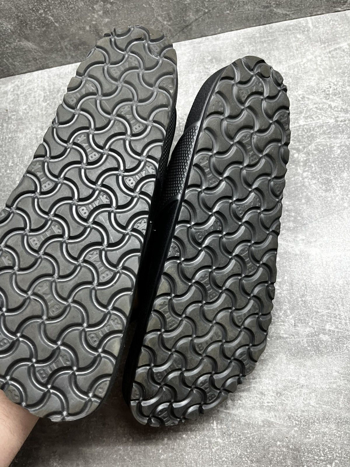 Birkenstock Birkenstock Honolulu Essentials EVA Thong Sandals Black Size US 8 / IT 38 - 5 Thumbnail