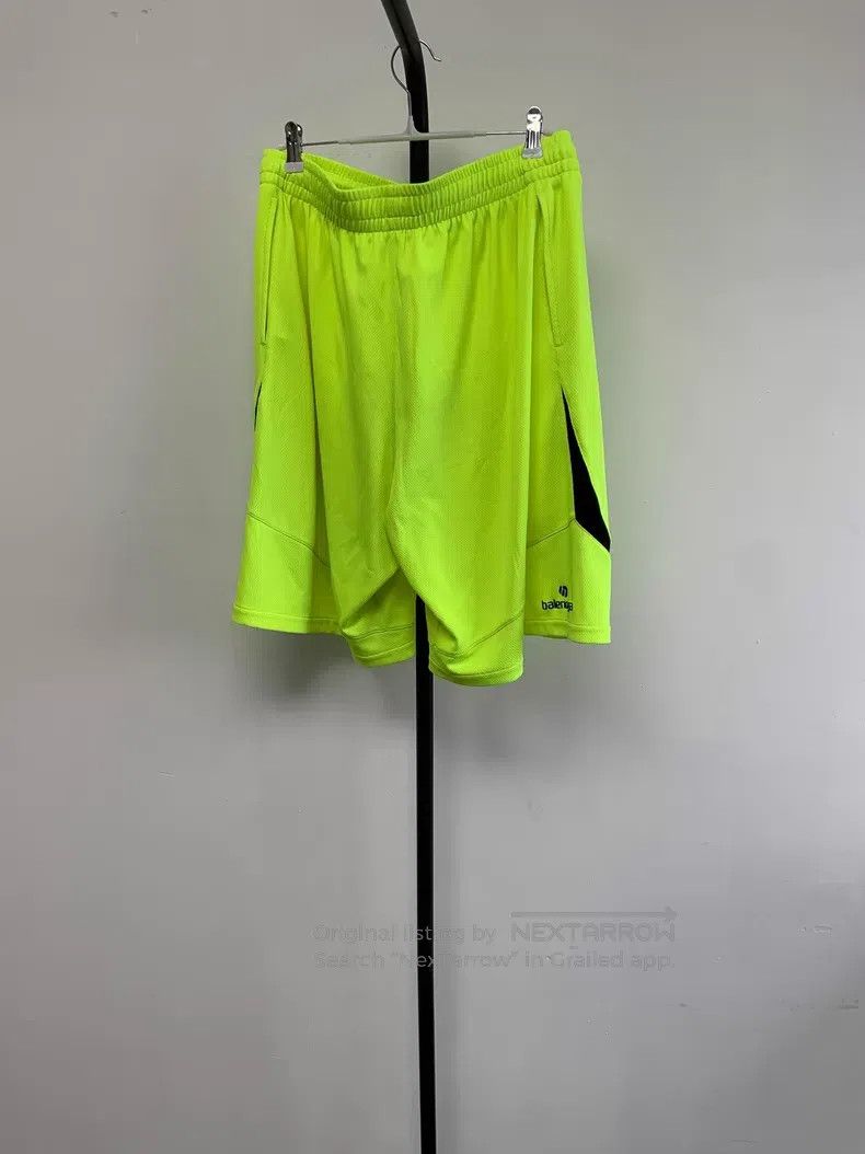 Balenciaga Balenciaga Size M Double B Logo Mesh Waist Elastic Short P Size US 26 / EU 42 - 2 Thumbnail