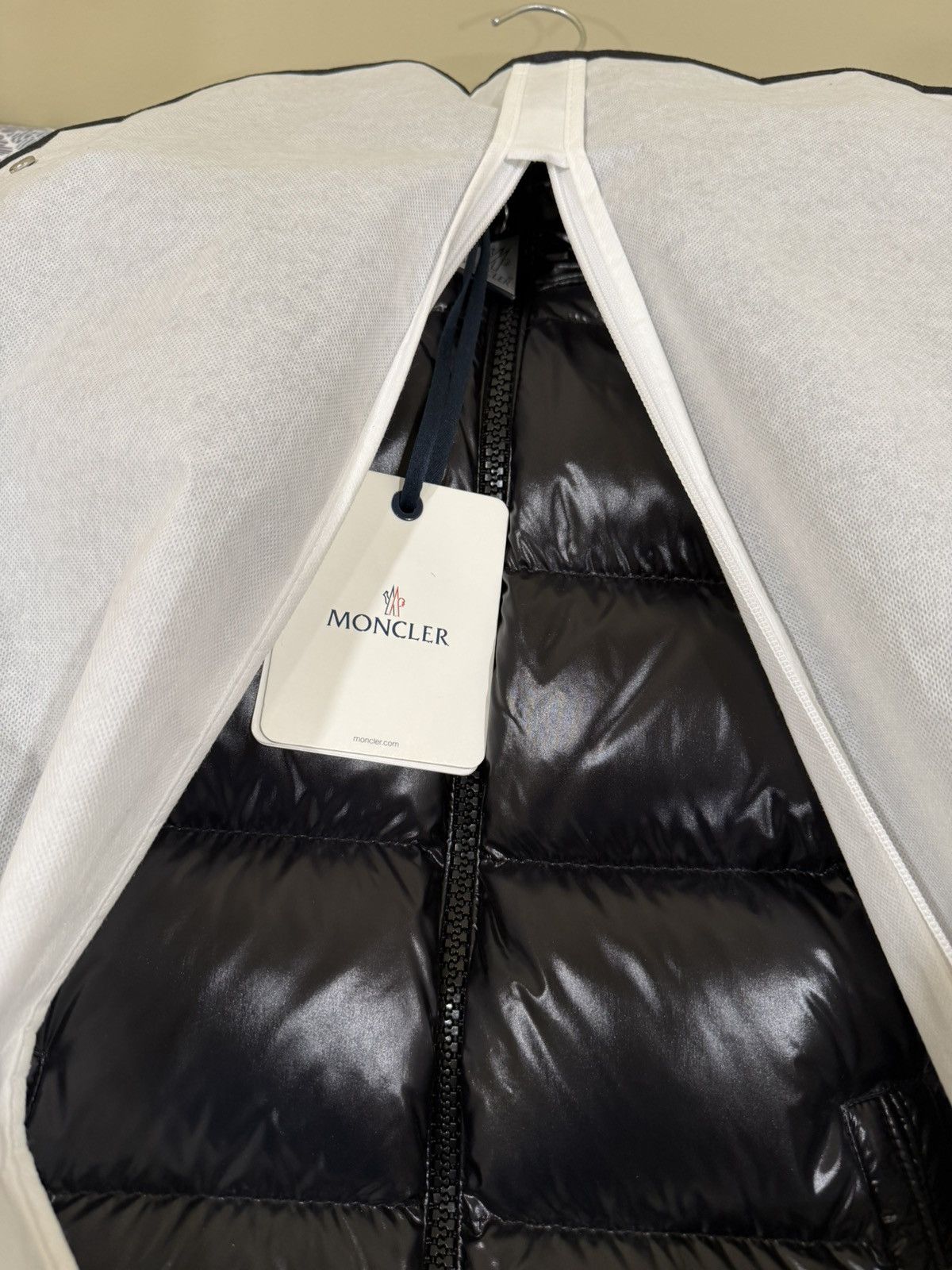 Moncler Black Maya Moncler jacket Size US S / EU 44-46 / 1 - 13 Thumbnail