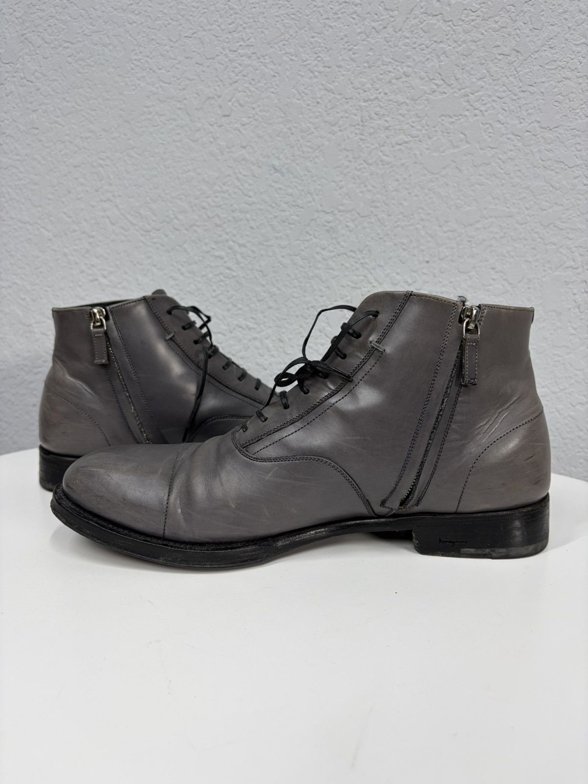 Salvatore Ferragamo Salvatore Feragamo Classic Distressed Leather Black Boots Size US 9.5 / EU 42-43 - 7 Thumbnail