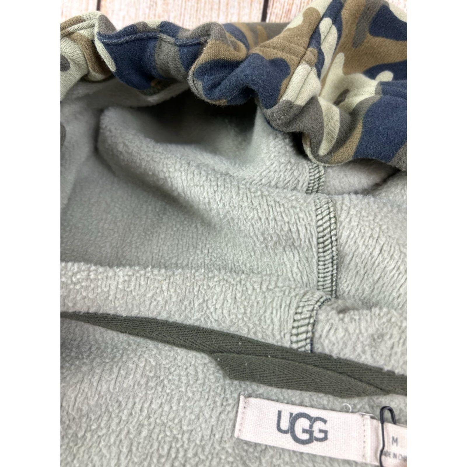 Ugg UGG Mens Gordon Camo Hooded Sweatshirt Jacket Fleece Lined Size Medium Size US M / EU 48-50 / 2 - 4 Thumbnail