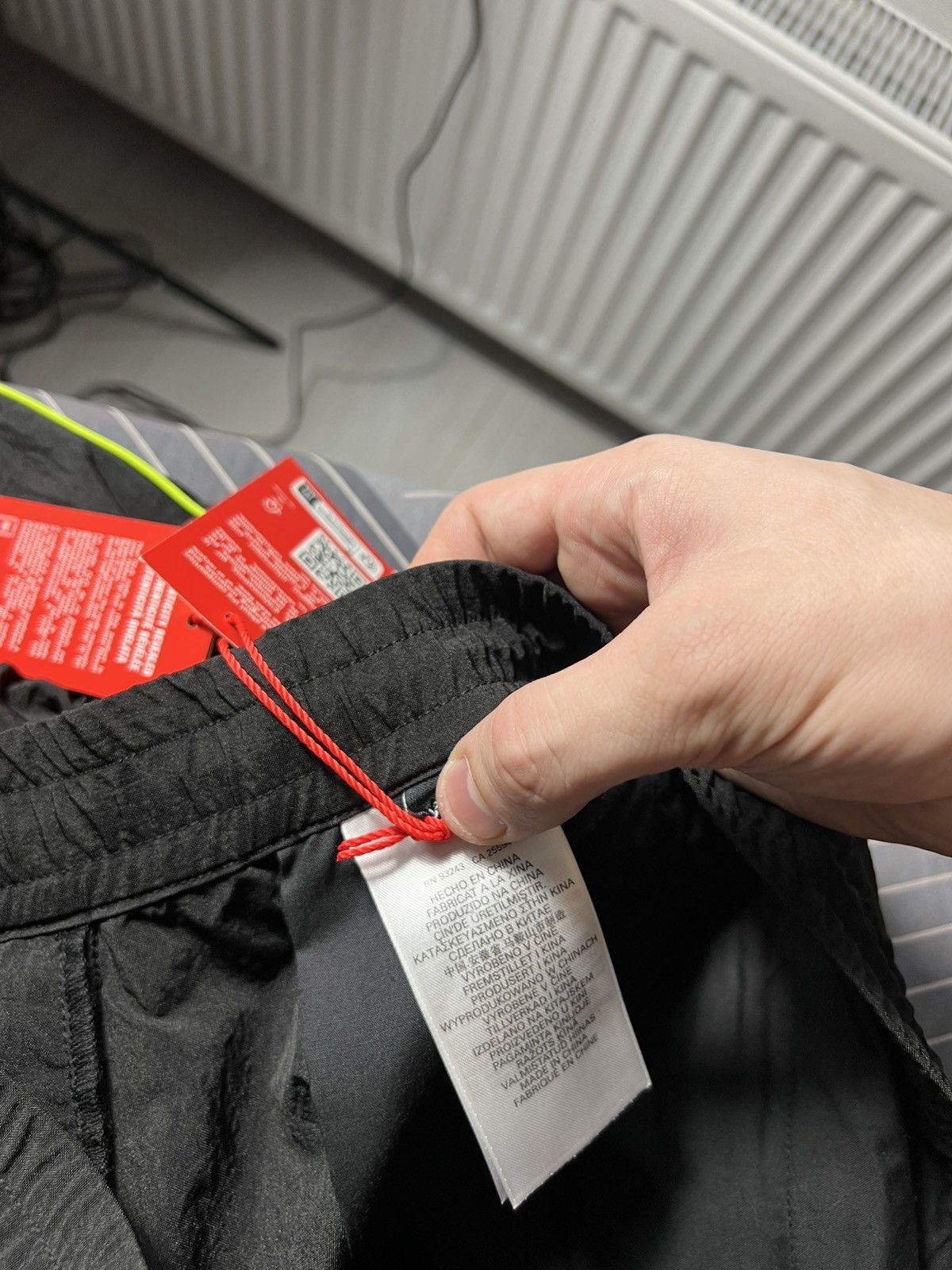 Diesel Diesel Crinkle Nylon Tech Track Pants Black/Neon Size 48 W32 Size US 32 / EU 48 - 13 Thumbnail