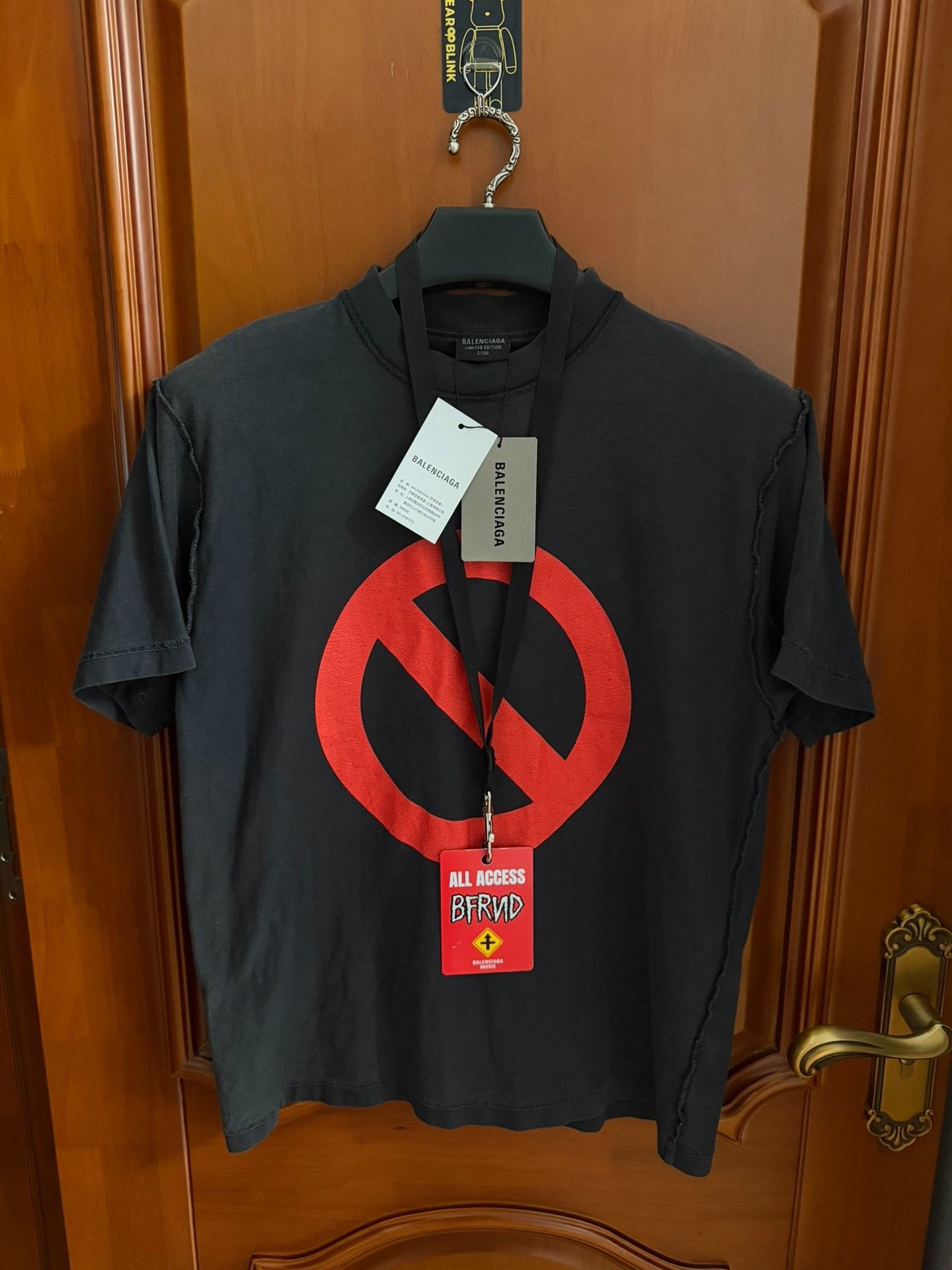 Balenciaga Balenciaga BFRND limmited edition 386/1139 t shirt