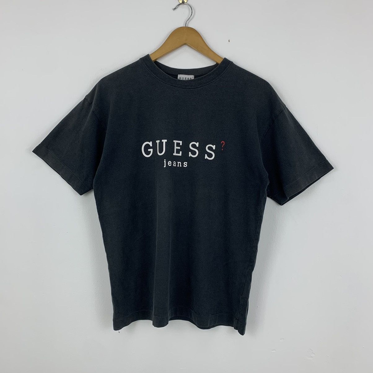 Guess × Vintage Vintage 90’s GUESS Spellout T-Shirt Size US M / EU 48-50 / 2 - 1 Thumbnail