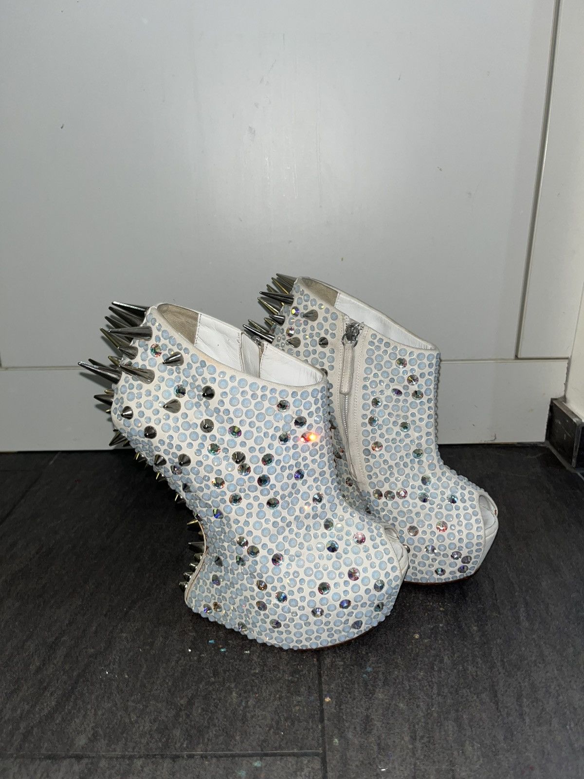 Giuseppe Zanotti Giuseppe Zanotti Heel-less Spike Size US 10 / IT 40 - 2 Thumbnail