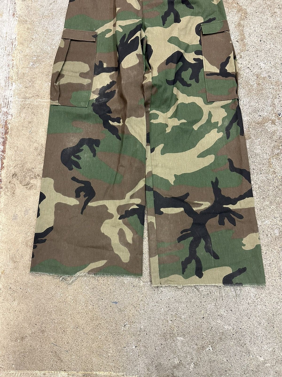 Vintage Vintage Light Cargo Camouflage Pants Size 34 Size US 34 / EU 50 - 4 Thumbnail