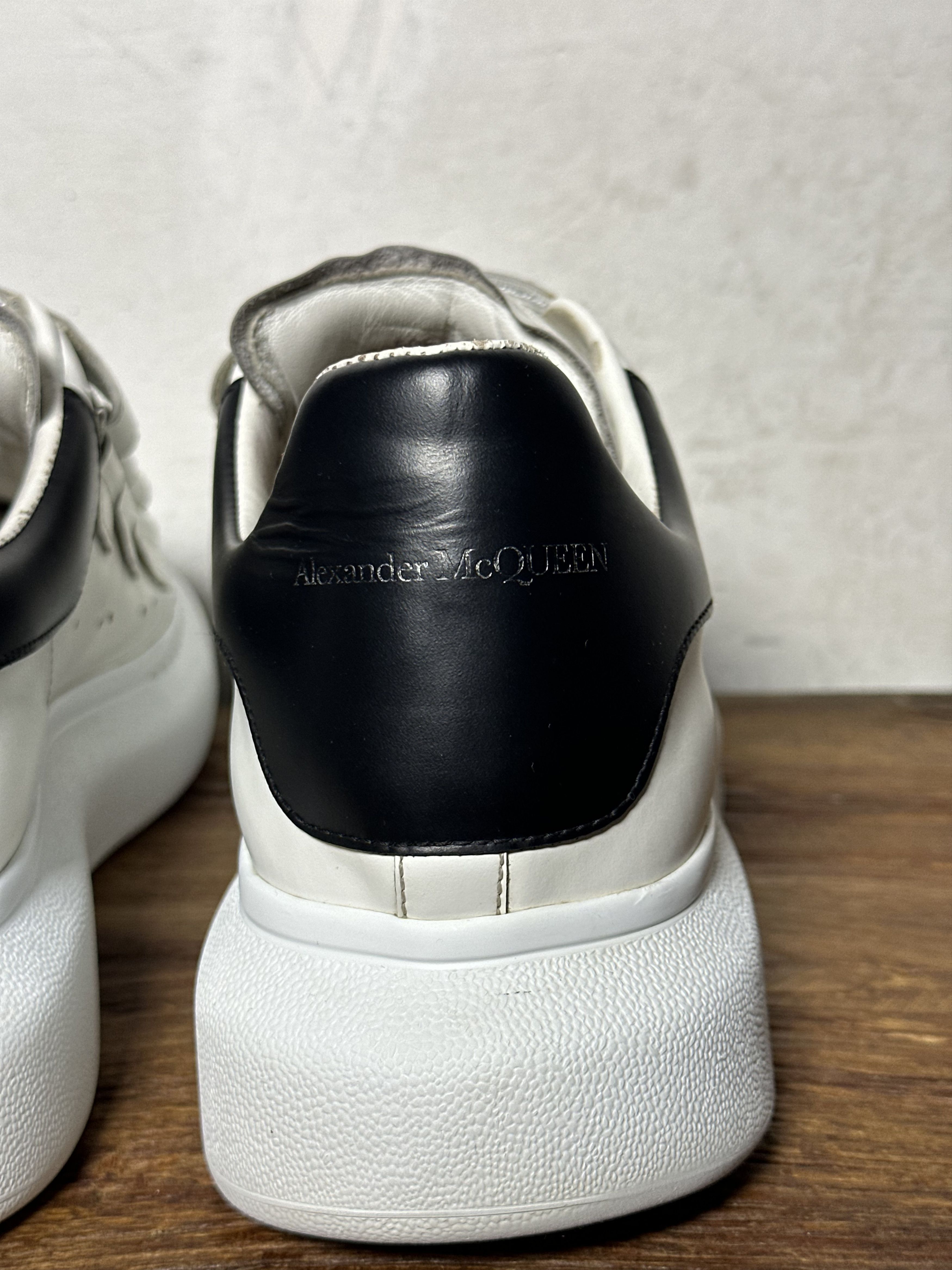 Alexander McQueen Alexander Mcqueen Oversized Sneaker White Size US 11 / EU 44 - 6 Thumbnail