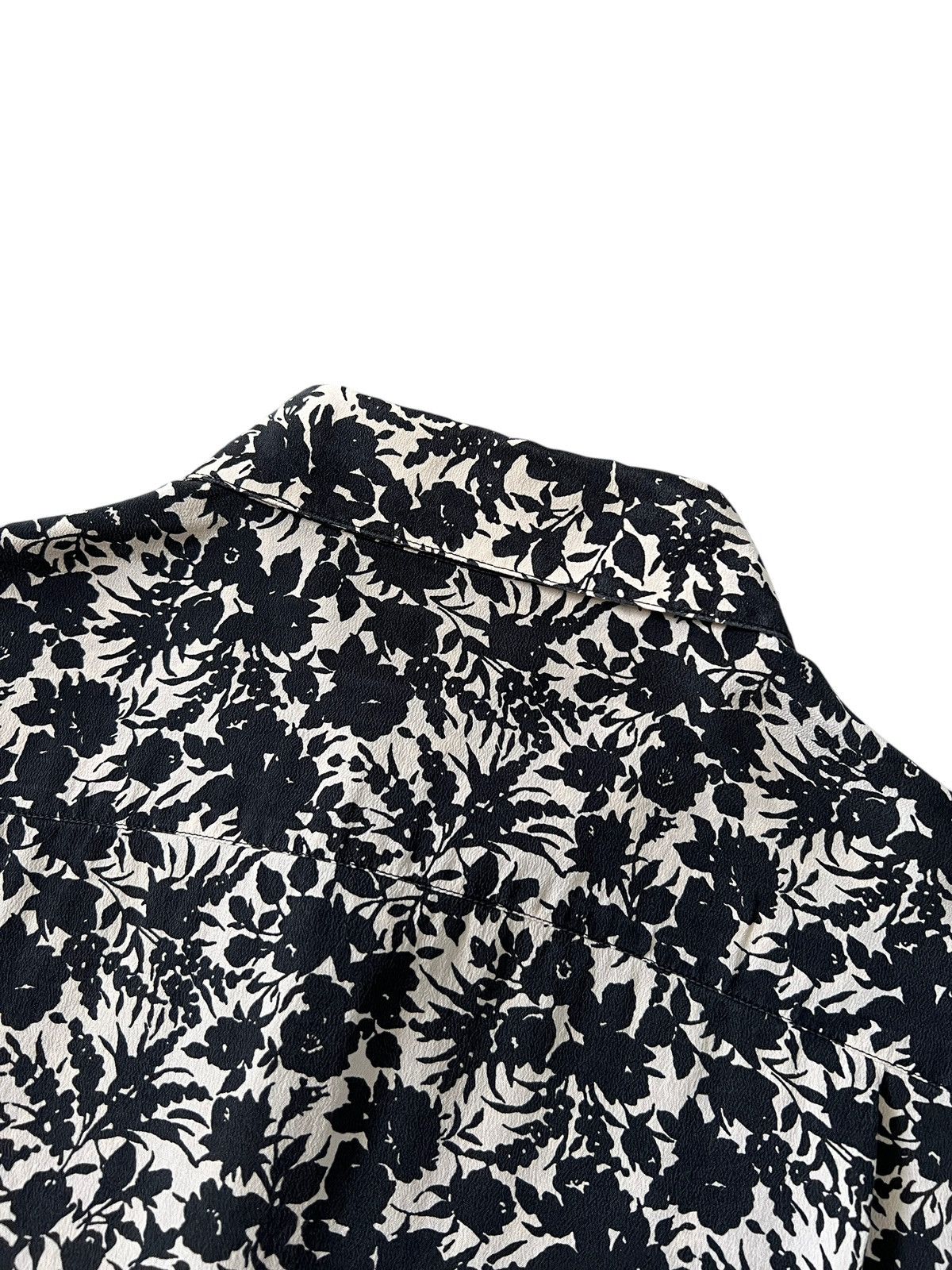 Hedi Slimane × Saint Laurent Paris Saint Laurent Paris Silk Floral Button Shirt Size US S / EU 44-46 / 1 - 11 Thumbnail