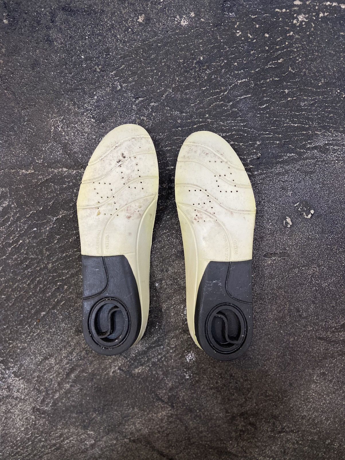 Golden Goose Golden Goose Deluxe Brand ®️ Venezia Mid Star Shoe Size US 7 / EU 40 - 14 Thumbnail