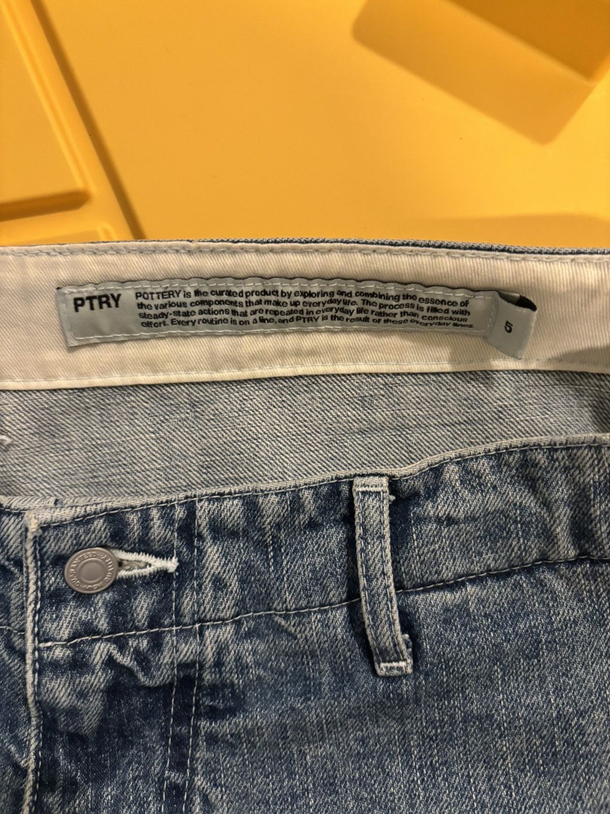 Designer Pottery light wash jeans Size US 36 / EU 52 - 3 Thumbnail