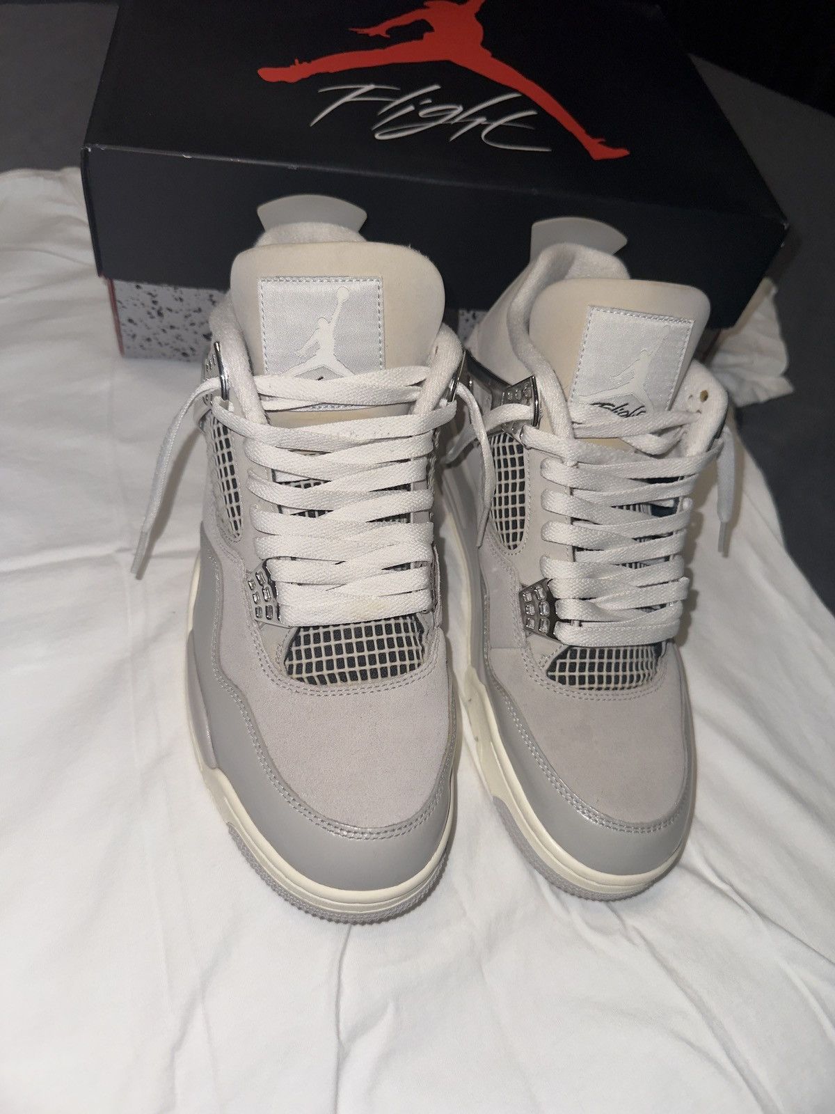 Jordan Brand Air Jordan 4 Retro 'Frozen Moments' Size US 9.5 / EU 42-43 - 4 Thumbnail