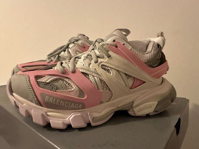 Balenciaga o1mt1gz0625 Track 1.0 Sneakers in Multicolor Size US 6 / IT 36 - 1 Thumbnail