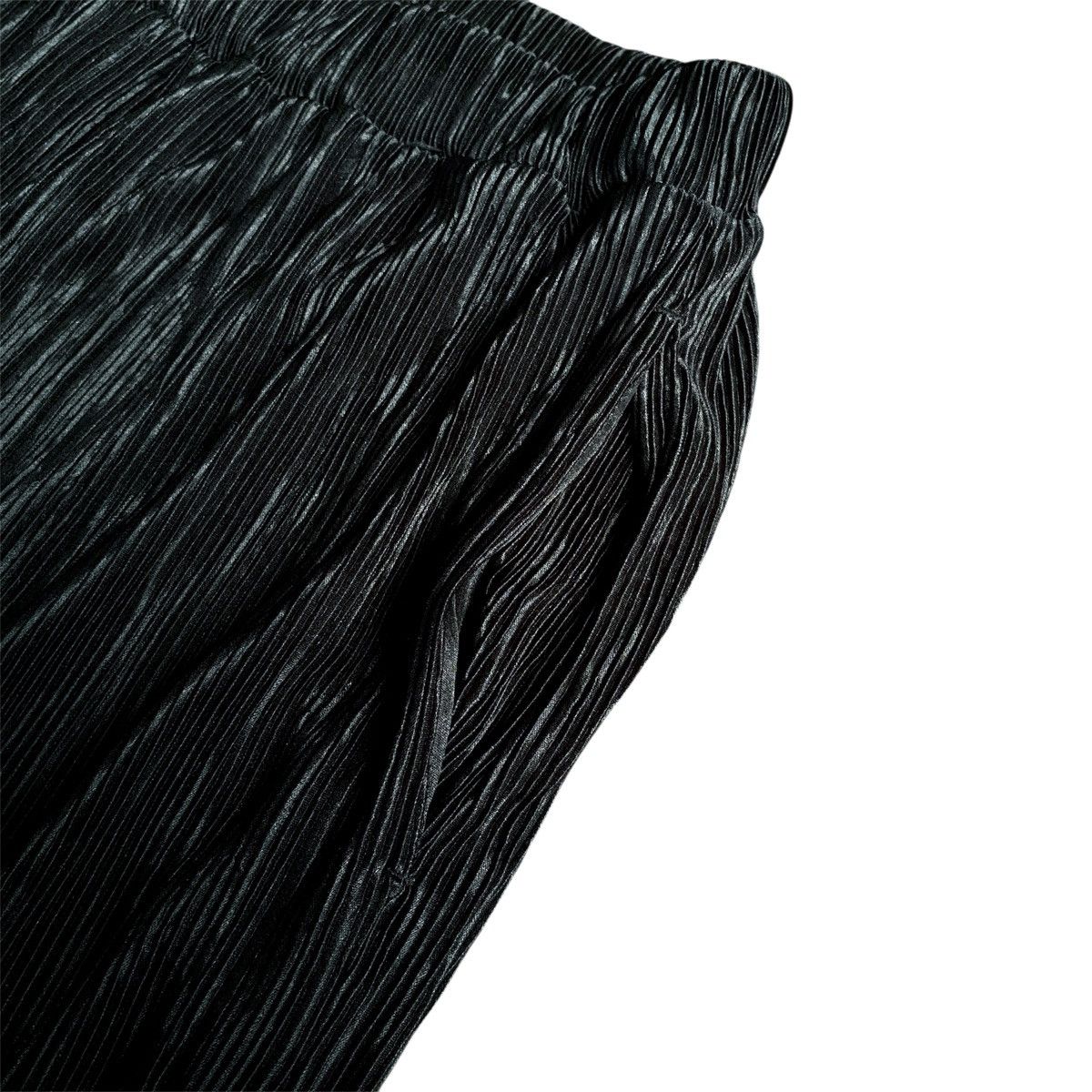 Issey Miyake × Japanese Brand × Vintage Rare Japanese Brand Issey Style Iorysafarm Pleats Wide Pants Size US 32 / EU 48 - 4 Thumbnail