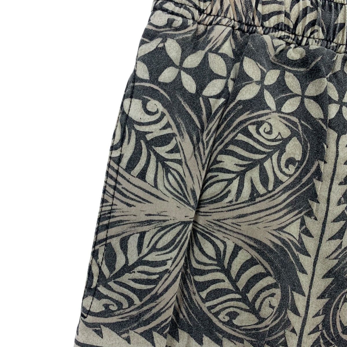Vintage Vintage SHOK surf floral design short surf pants Size US 30 / EU 46 - 5 Thumbnail