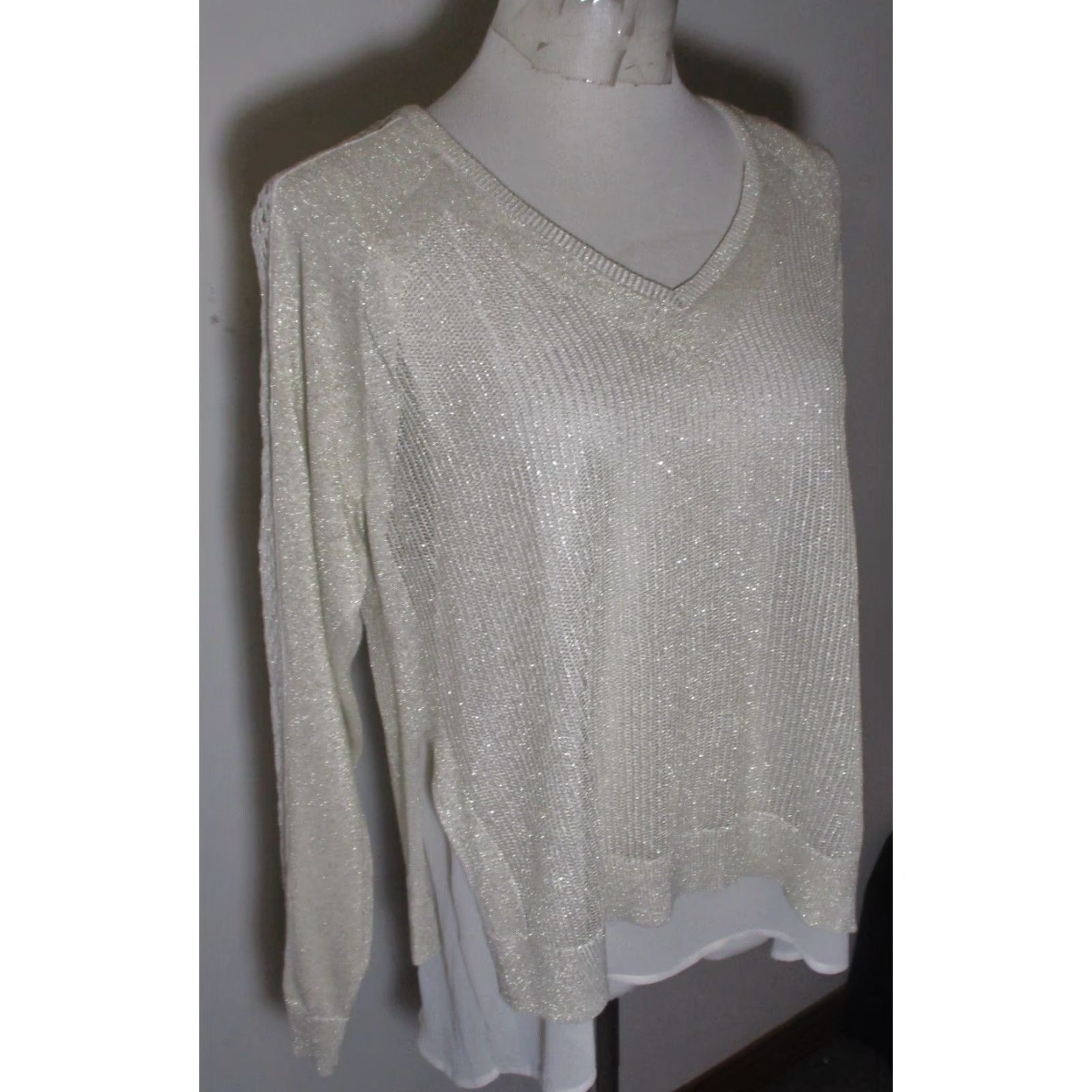 Lucky Brand LUCKY BRAND Beige Layered Metallic Long Sleeve Top L Shirt Top Women Adult L Beige Metallic Layered Top Size L / US 10 / IT 46 - 3 Thumbnail
