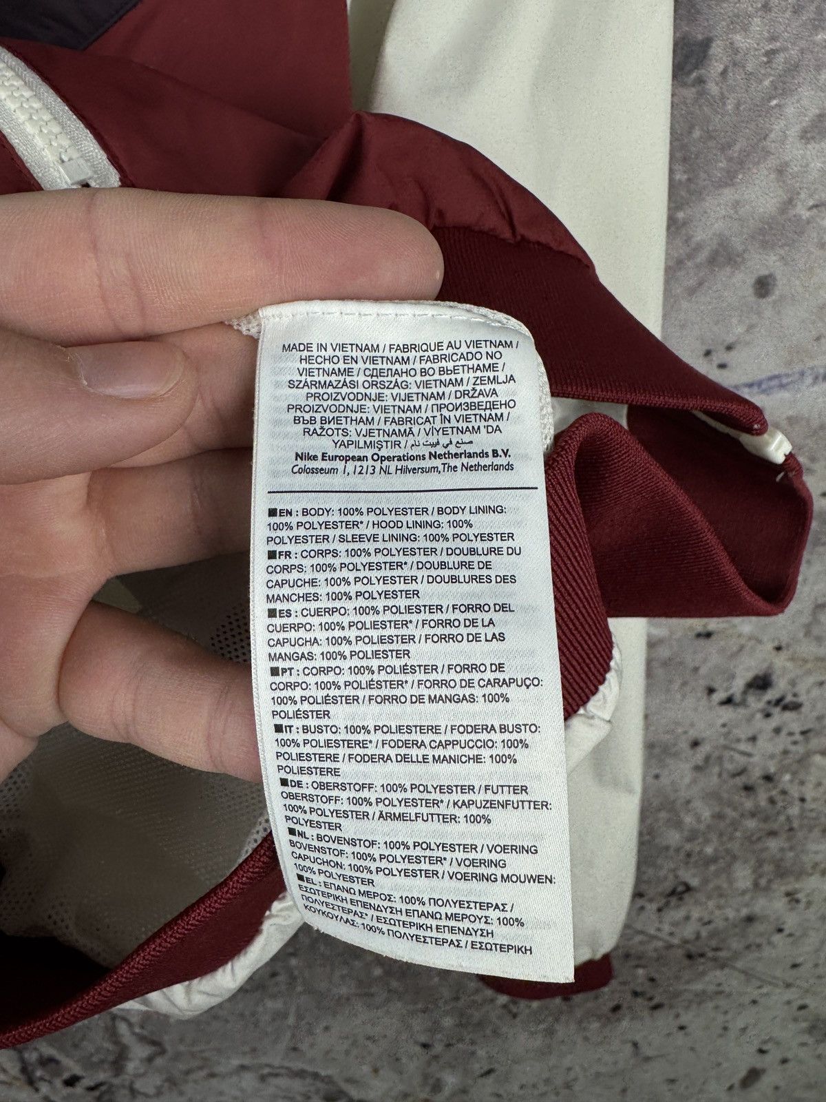Nike Nike Windbreaker Jacket Burgundy Cream Hooded Full Zip Size XS / US 0-2 / IT 36-38 - 9 Thumbnail