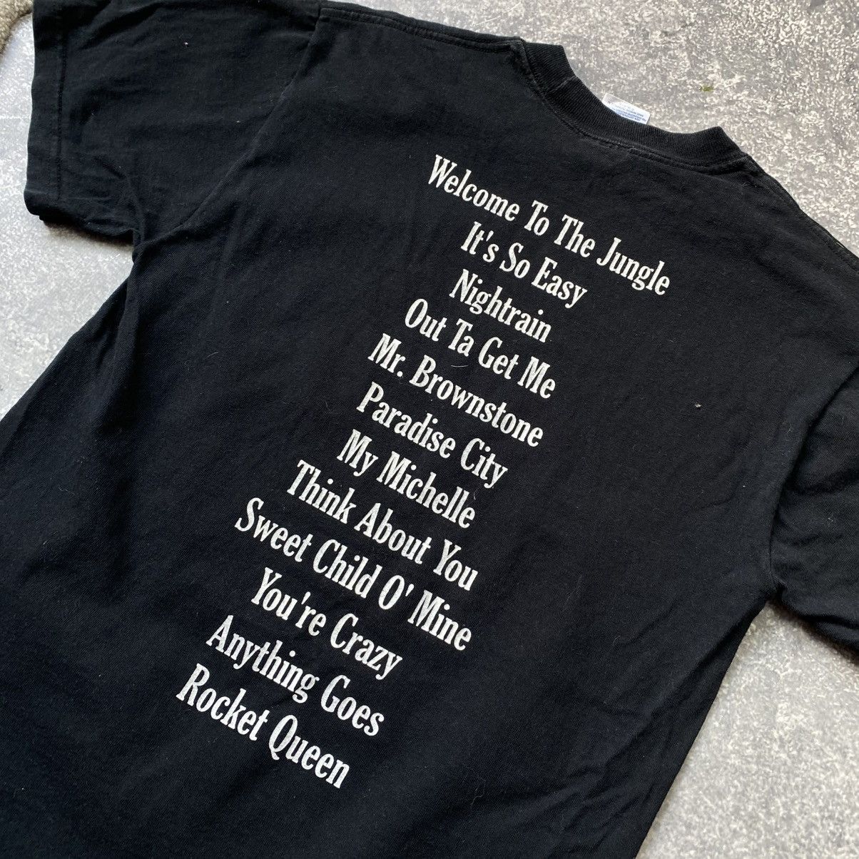 Band Tees Vintage Guns N Roses Big Logo rock band 90’s tee Size US S / EU 44-46 / 1 - 7 Thumbnail