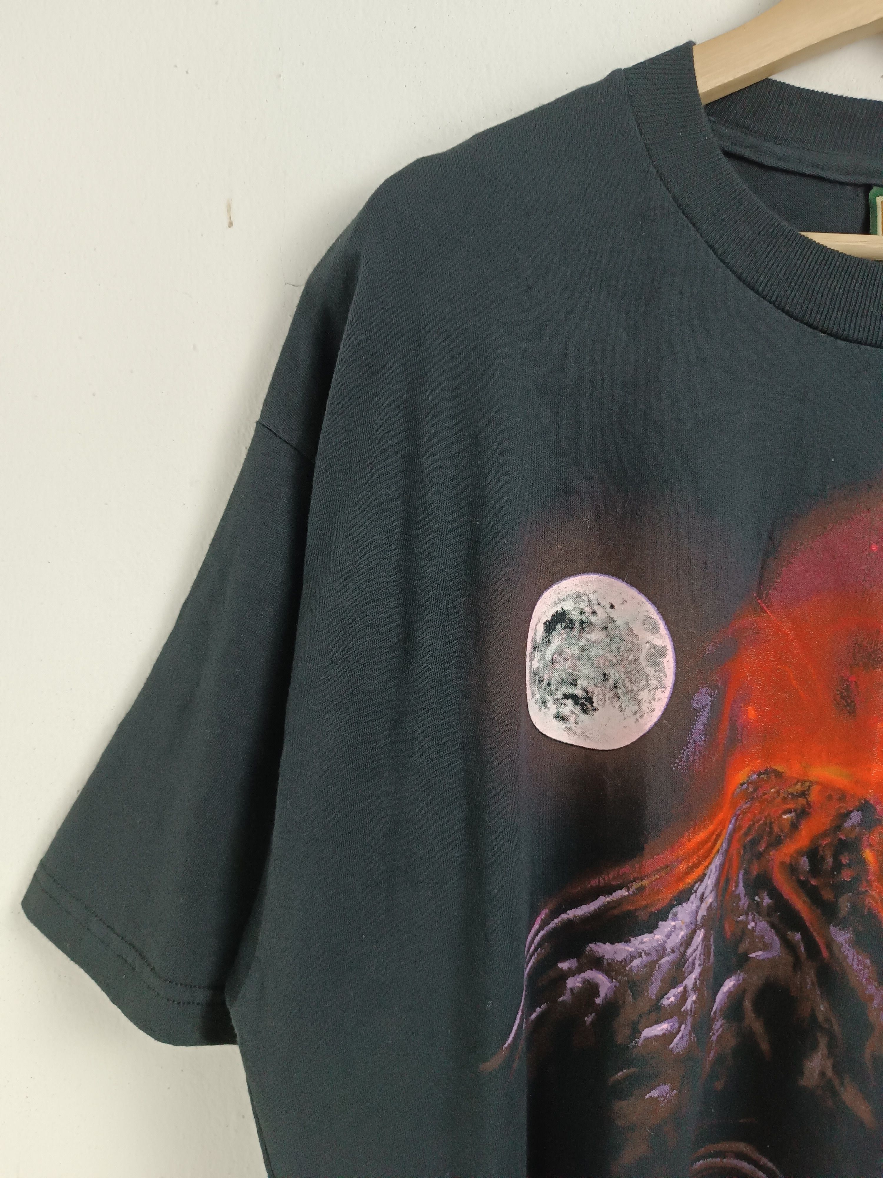 Vintage VINTAGE 90'S VOLCAN ARENAL COSTA RICA TEE VERY RARE NATURE Size US XL / EU 56 / 4 - 5 Thumbnail