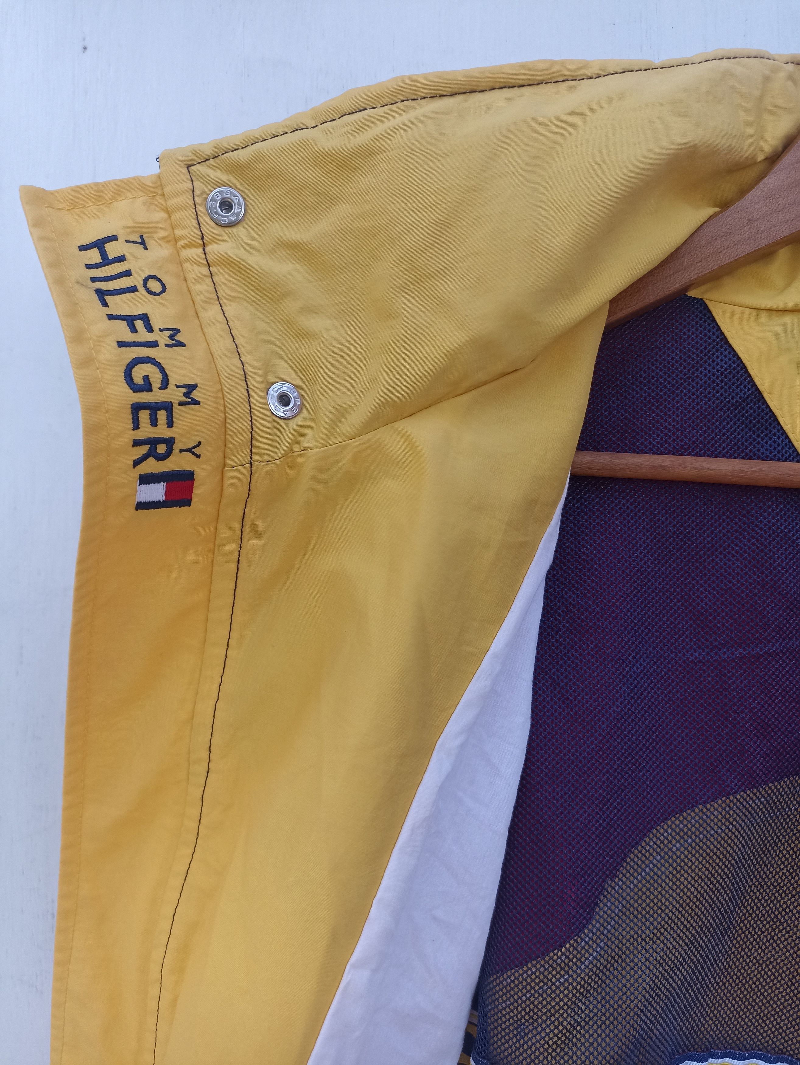Tommy Hilfiger Vtg 90s Vtg Tommy Hilfiger jacket sailing gear multicolor Size US M / EU 48-50 / 2 - 20 Thumbnail