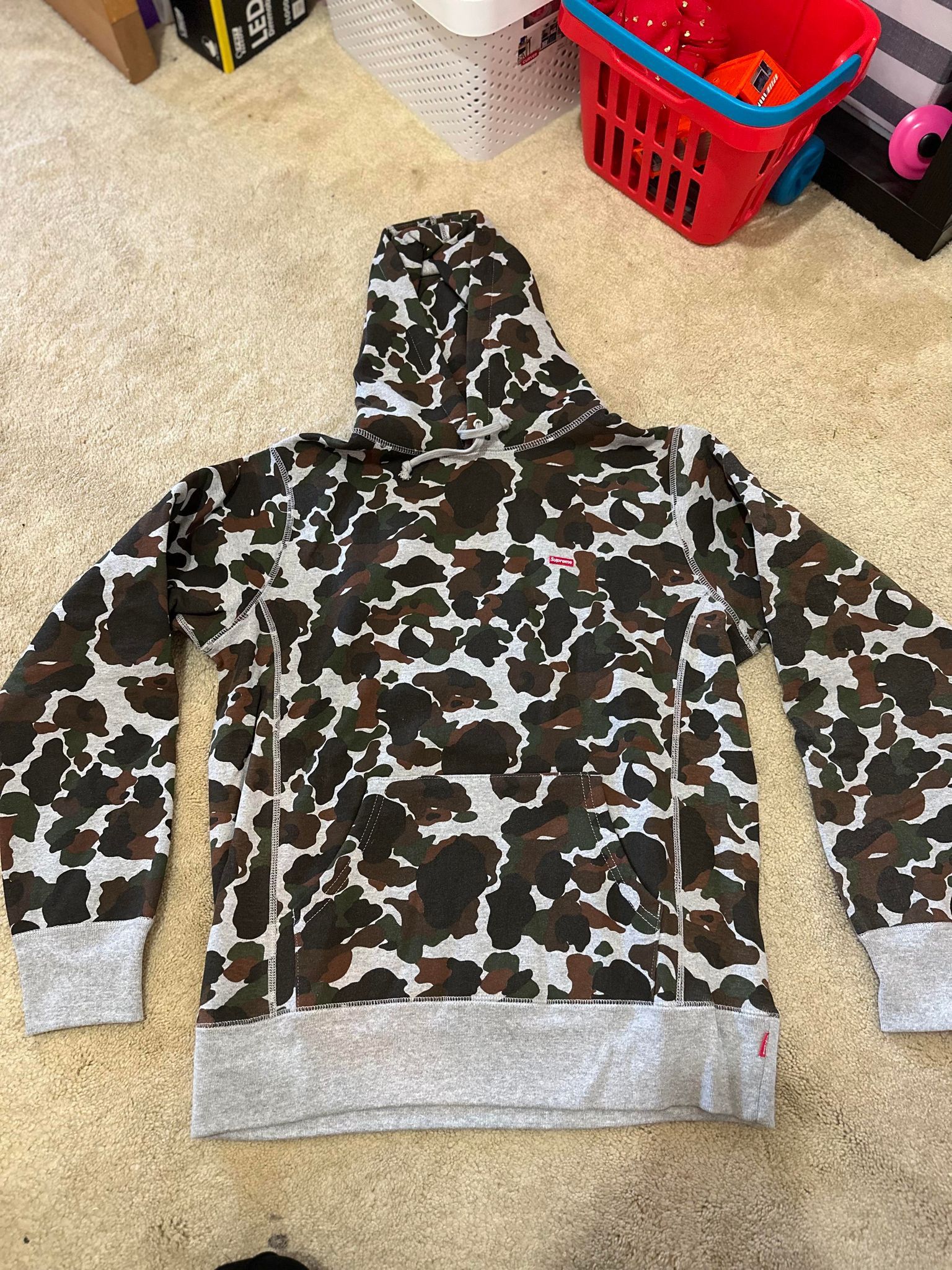 Supreme small box hoodie duck camo F/W 2012