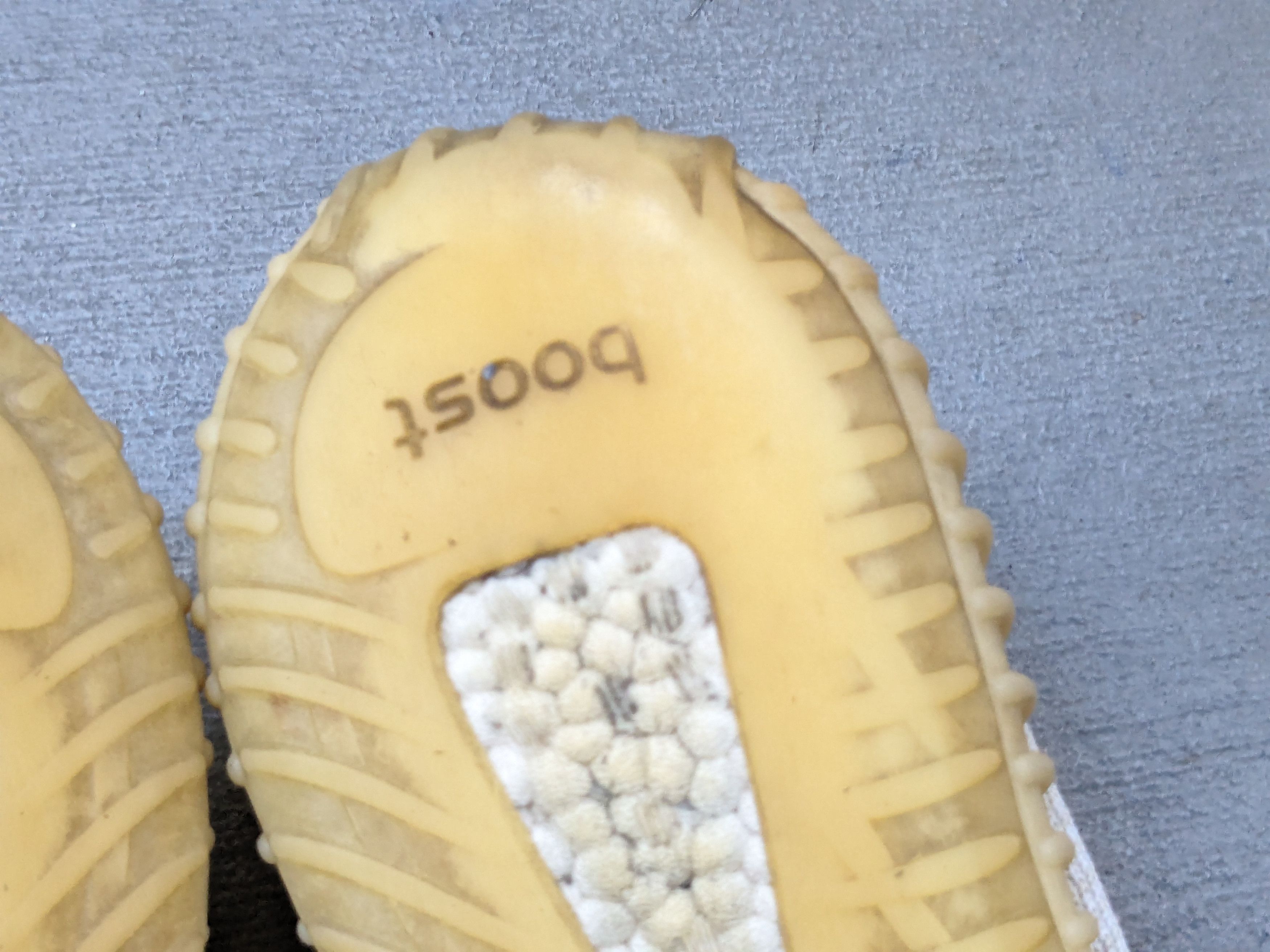 Adidas × Kanye West adidas Yeezy Boost 350 V2 Natural 9.5 FZ5246 Gray Kanye West Size US 9.5 / EU 42-43 - 18 Thumbnail
