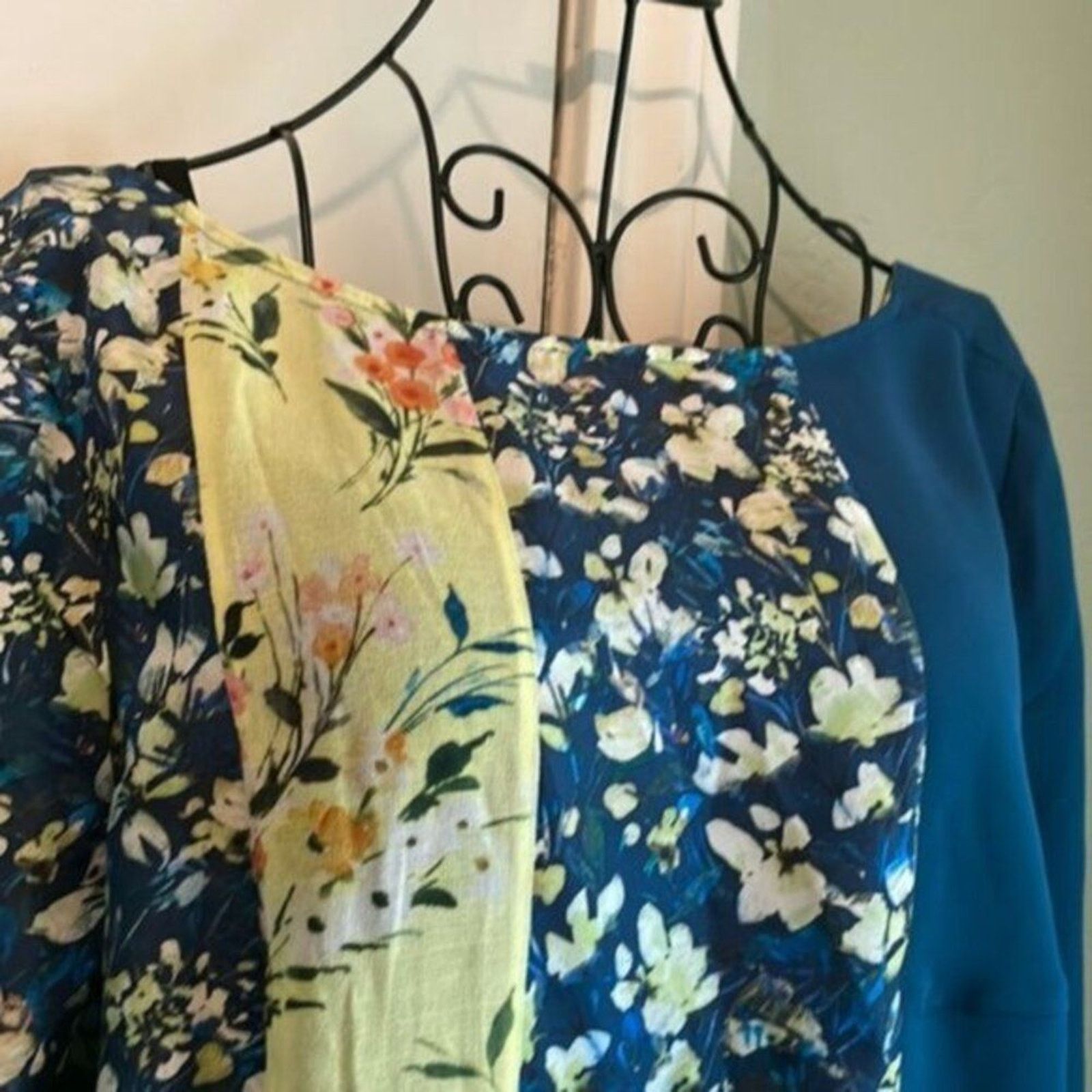 Acne Studios Acne studio Loretta Floral Print Blouse Green size 6 Size M / US 6-8 / IT 42-44 - 10 Thumbnail