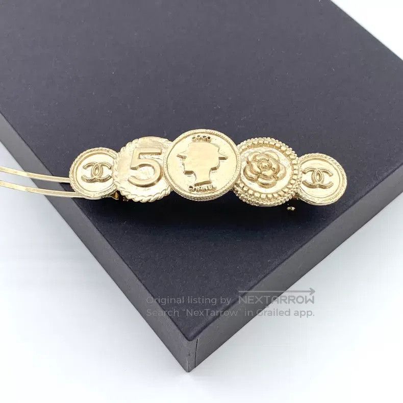 Chanel Chanel Golden Retro Miss Coin Hair Clip Size ONE SIZE - 1 Thumbnail