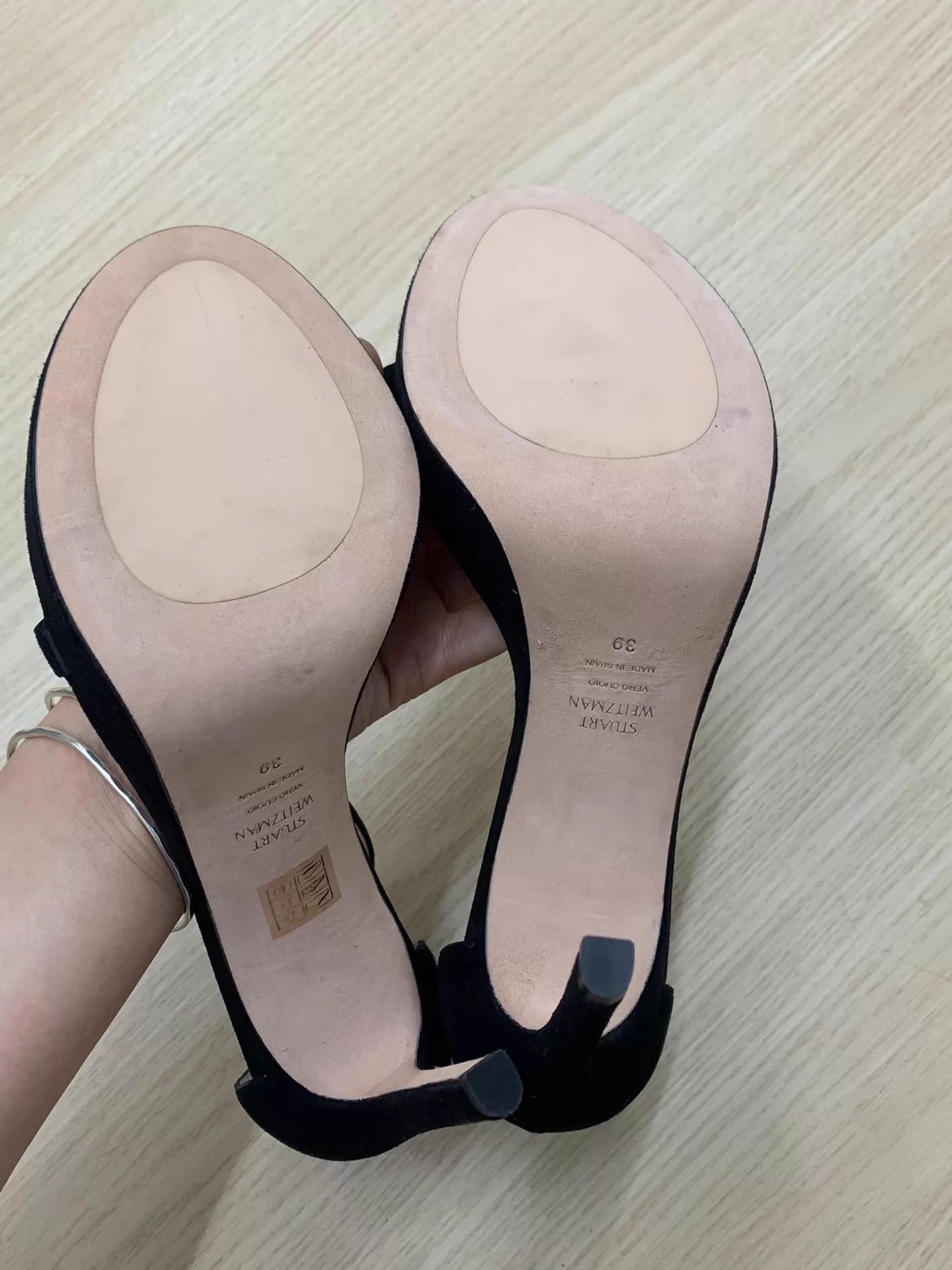 Stuart Weitzman SW Black One-Strap Heels 39 Unused Size US 8.5 / IT 38.5 - 4 Thumbnail
