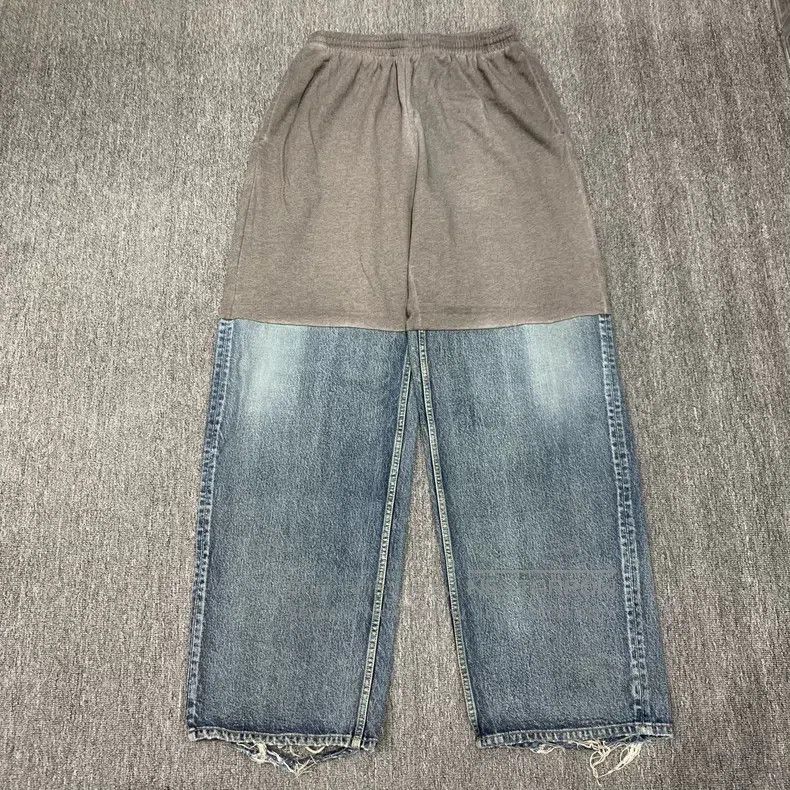 Balenciaga Balenciaga size S Patchwork Denim Sweatpants Size US 27 - 1 Thumbnail