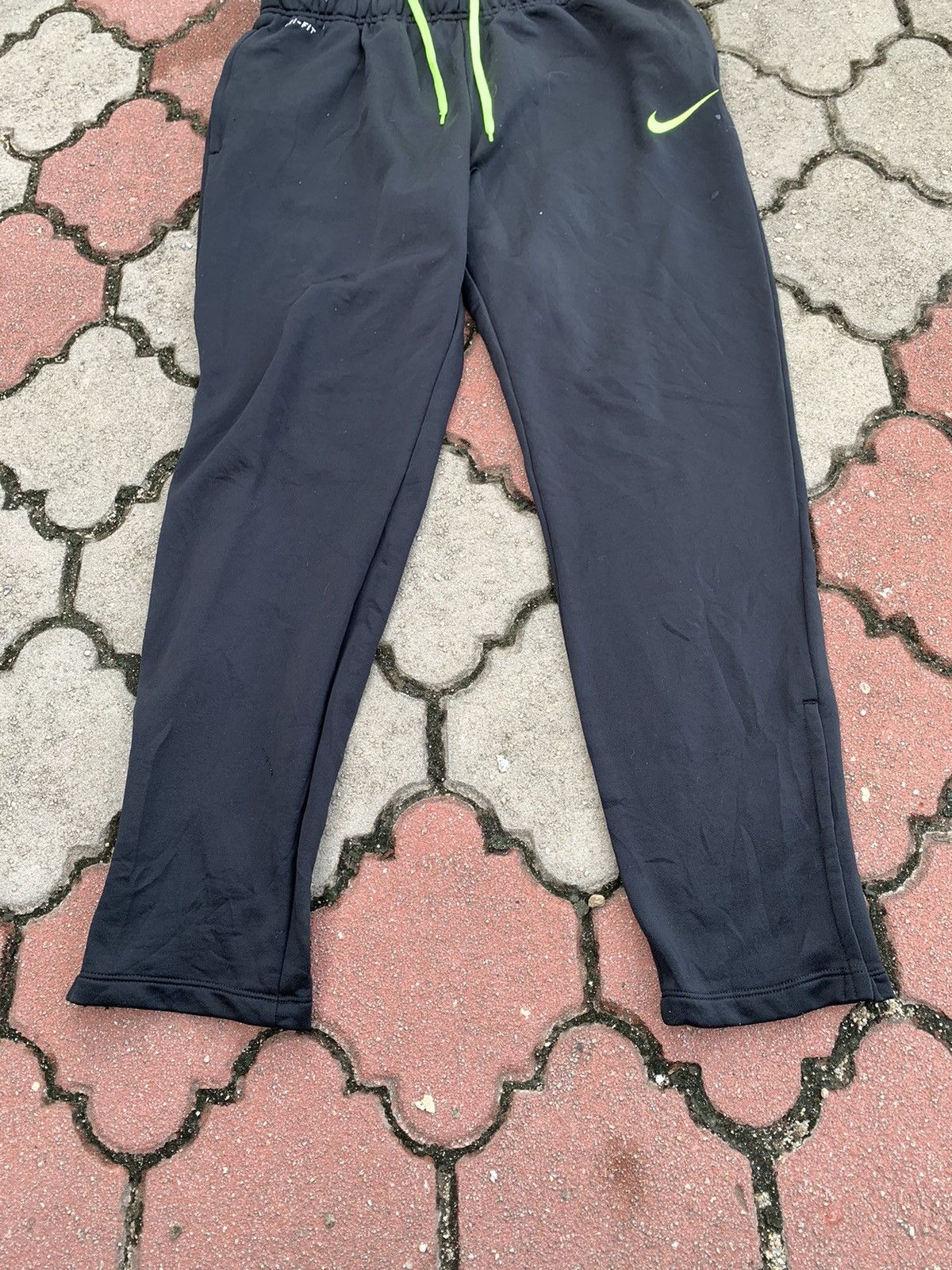 Nike Offer! Nike Dri Fit Track Pants Neon Black Size US 33 - 3 Thumbnail